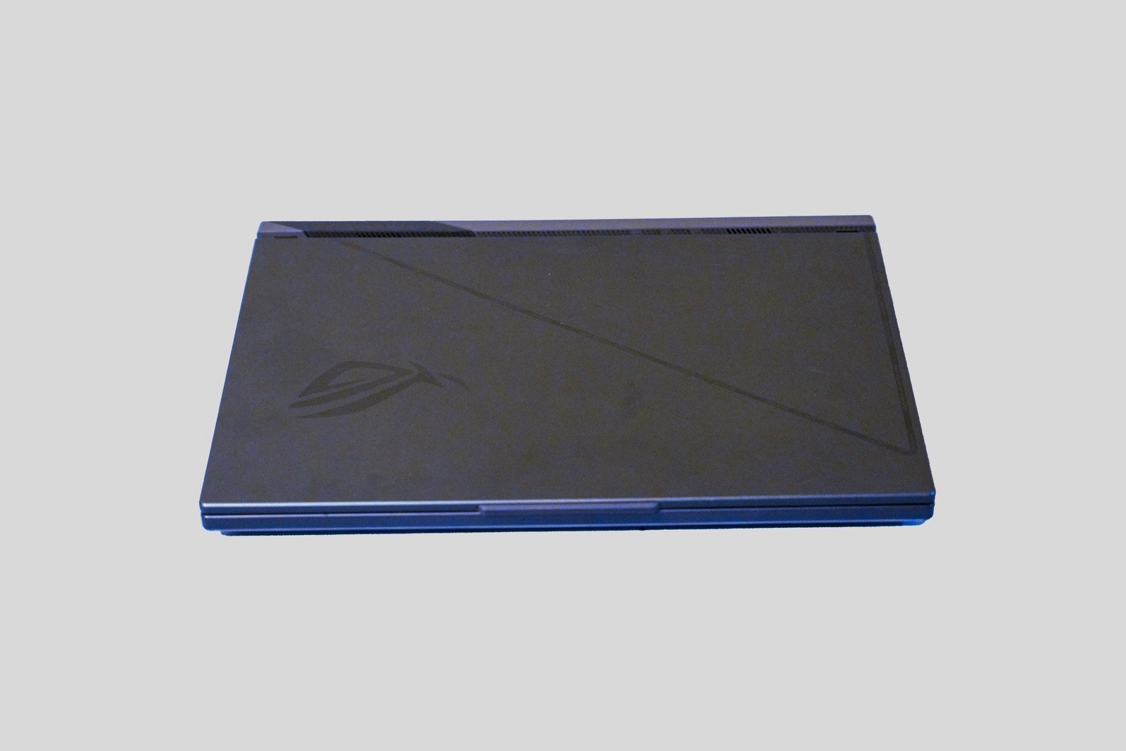 ASUS ROG Strix G16 (2023) – i7-13650HX / RTX 4060 / 16GB RAM / 1TB SSD