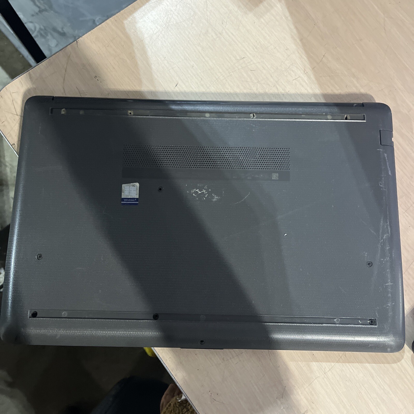 HP 255 G7 NOTEBOOK AMD A6-9225 8GB RAM NO HD