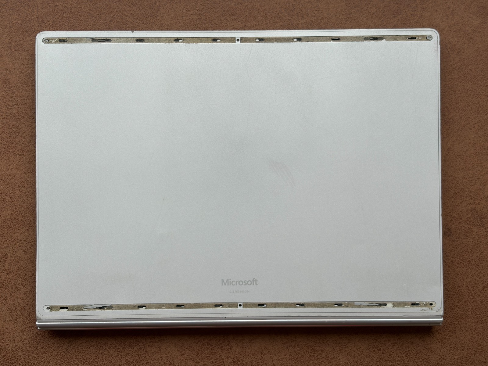 Microsoft Surface Book-3 13.5″ (256GB SSD; Intel Core i5-1035G7 1.2GHz; 8GB)…