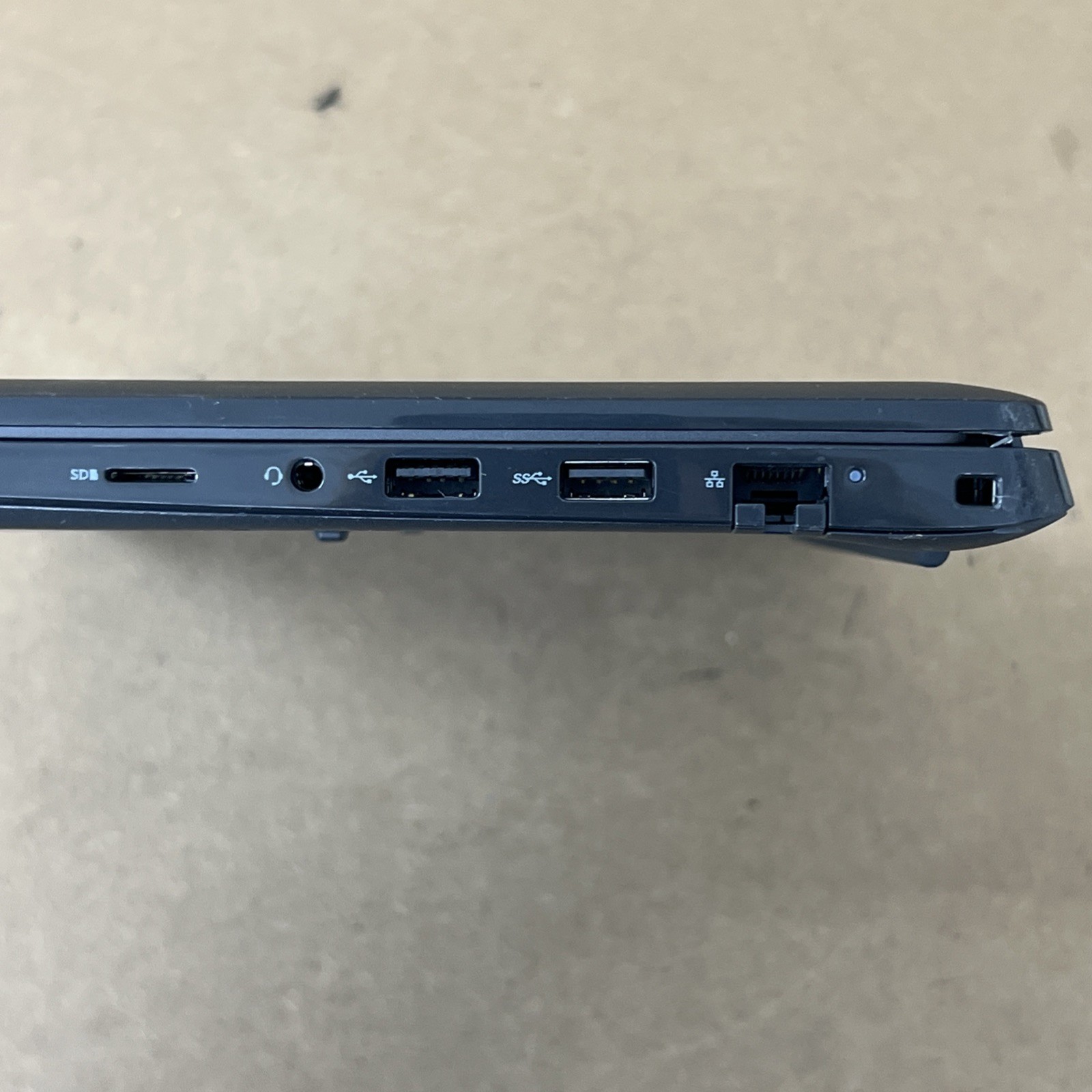 Dell Latitude 3420 i5-1135G7 2.4GHz 8GB Ram 256GB SSD – Fair *MDM Lock*