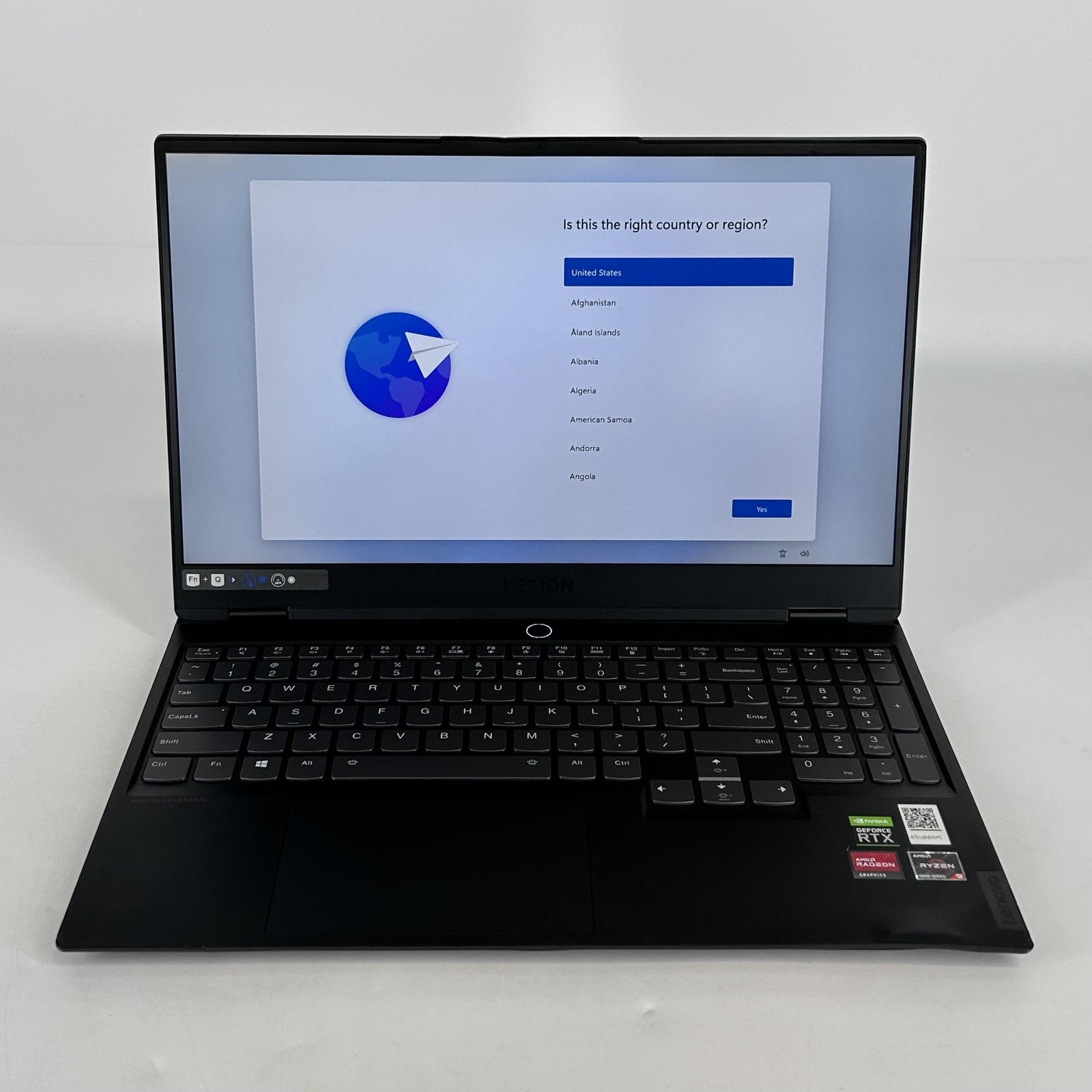Lenovo Legion Slim 7 15.6 165Hz FHD 3.3 GHz Ryzen 9 5900HX 32GB 2TB SSD RTX 3060