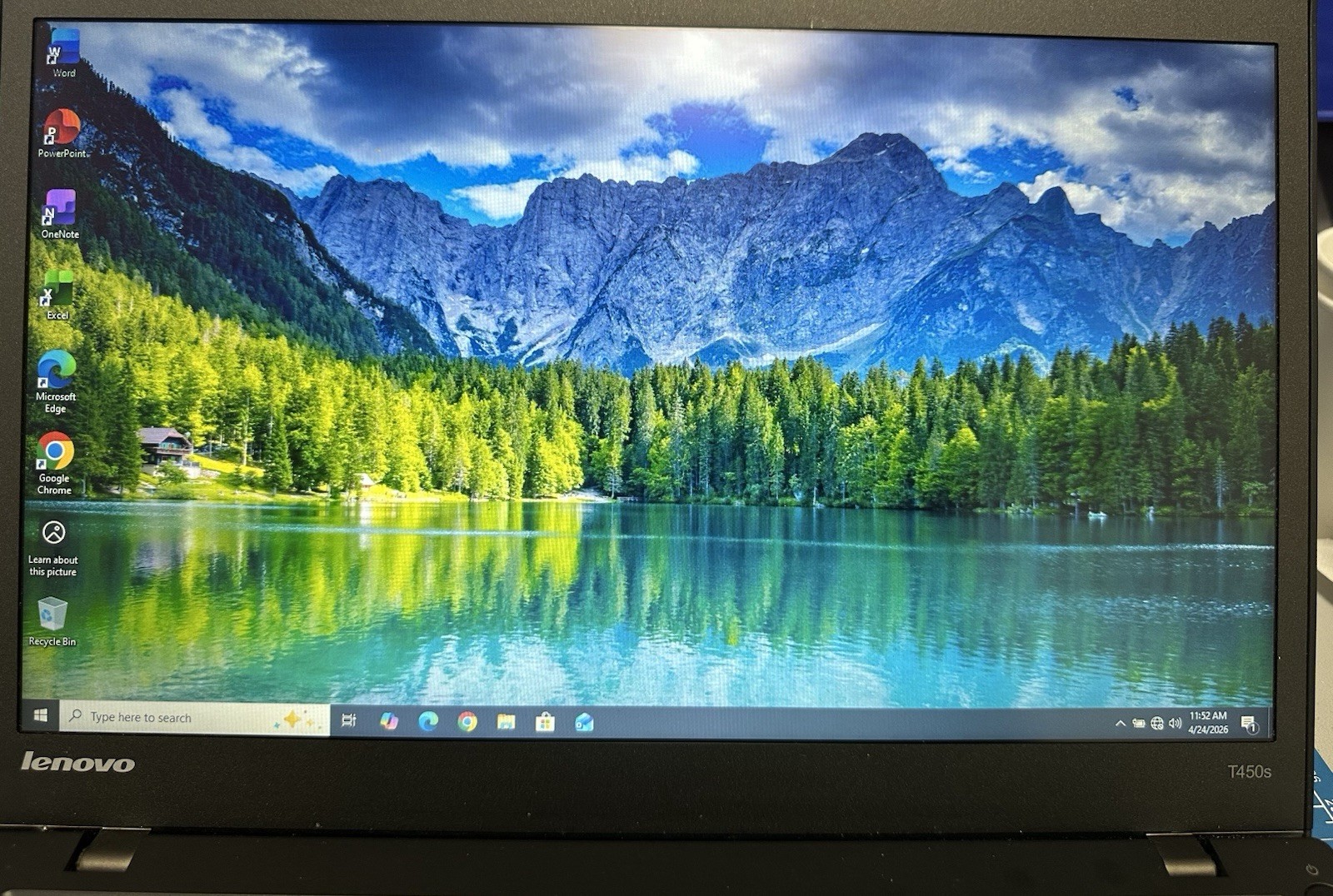 Lenovo T450S 14” I5-5300U@2.30GHz 12GB RAM 250GB SSD Windows 10 Pro, 2 Batteries
