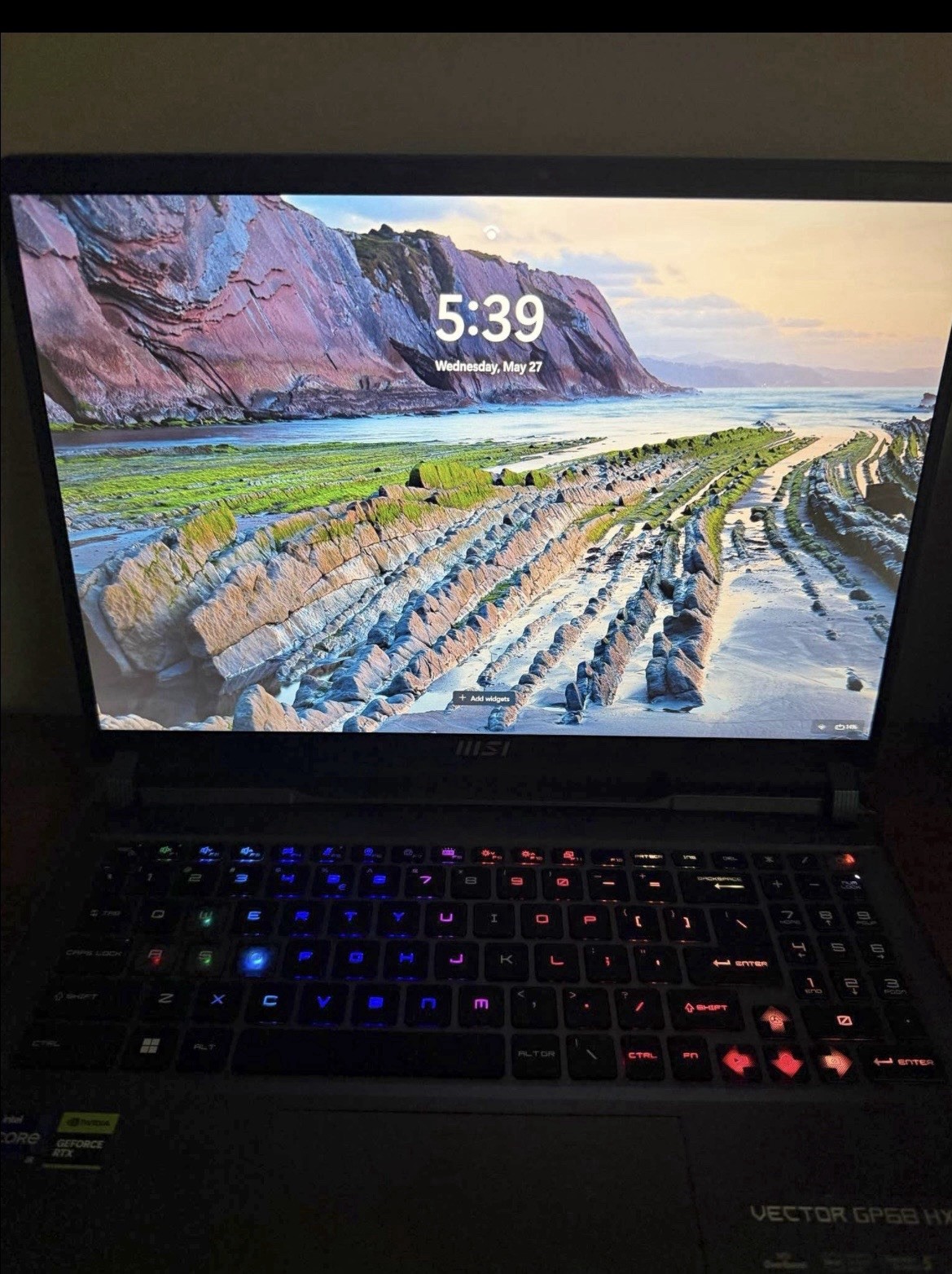 MSI Vector GP68 HX 12V 16″ Gaming Laptop i9 12th Gen 16GB 1TB SSD RTX 4080 Win11