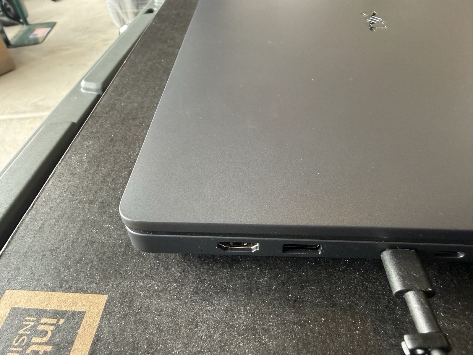 DELL PRO MAX 16 (MC16250) ULTRA 5-235H 32GB RAM 512GB SSD FHD+