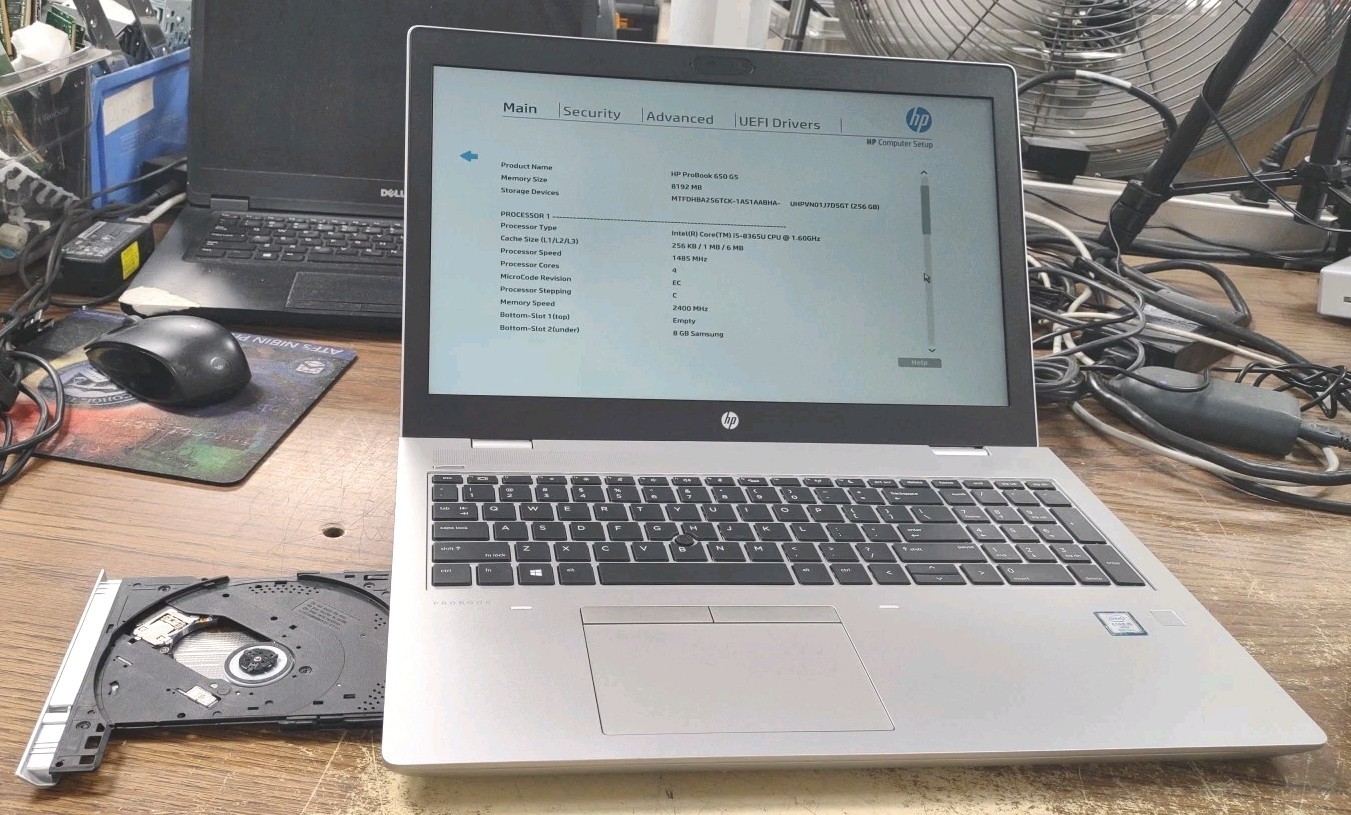HP ProBook 650 G5 15.6″ W/ Intel i5-8365U @ 1.6GHz, 8GB, 256GB.