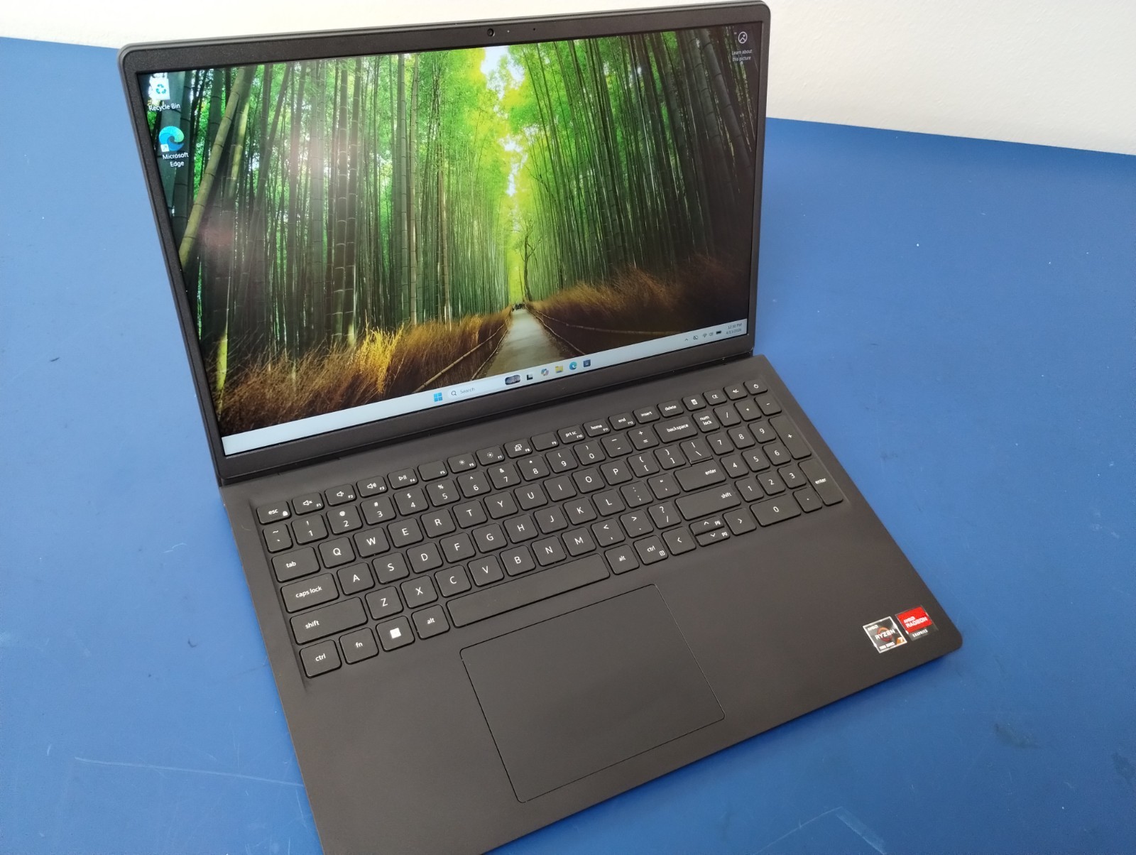 DELL 15 DC15255 G8MK9, AMD Ryzen 7 7730U, 16 GB RAM, 512 GB NVMe SSD
