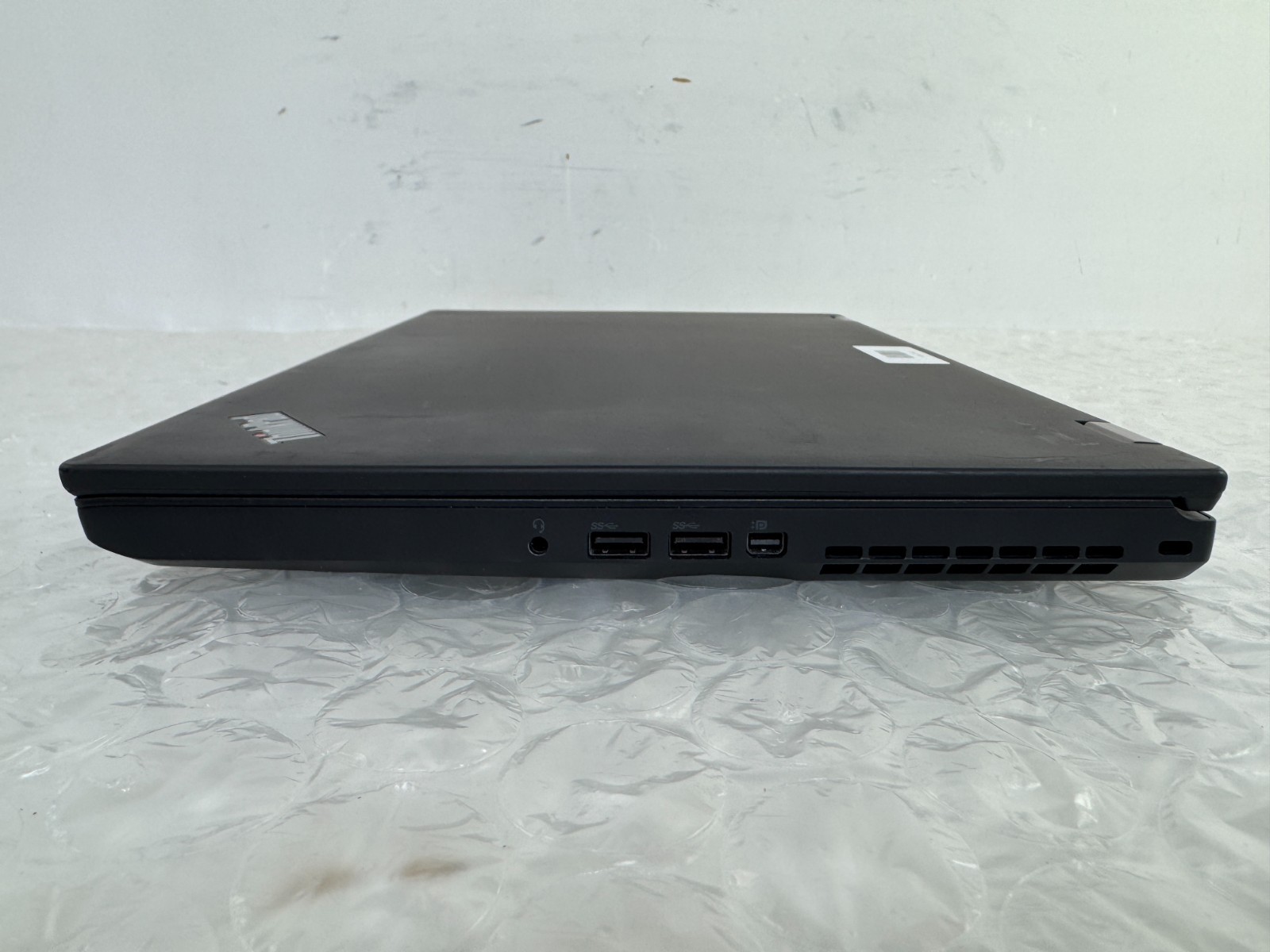 Lenovo ThinkPad P52 Xeon E-2176M 16GB 512GB SSD Quadro P2000 15.6″ Win 11 Pro