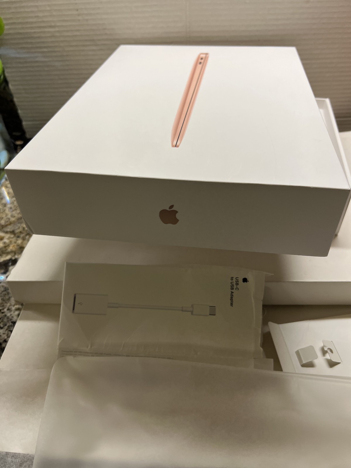 MacBook Air 13″ Laptop “EMPTY BOX ONLY” Model A2337 GOLD Core i5 8GB 256GB SSD