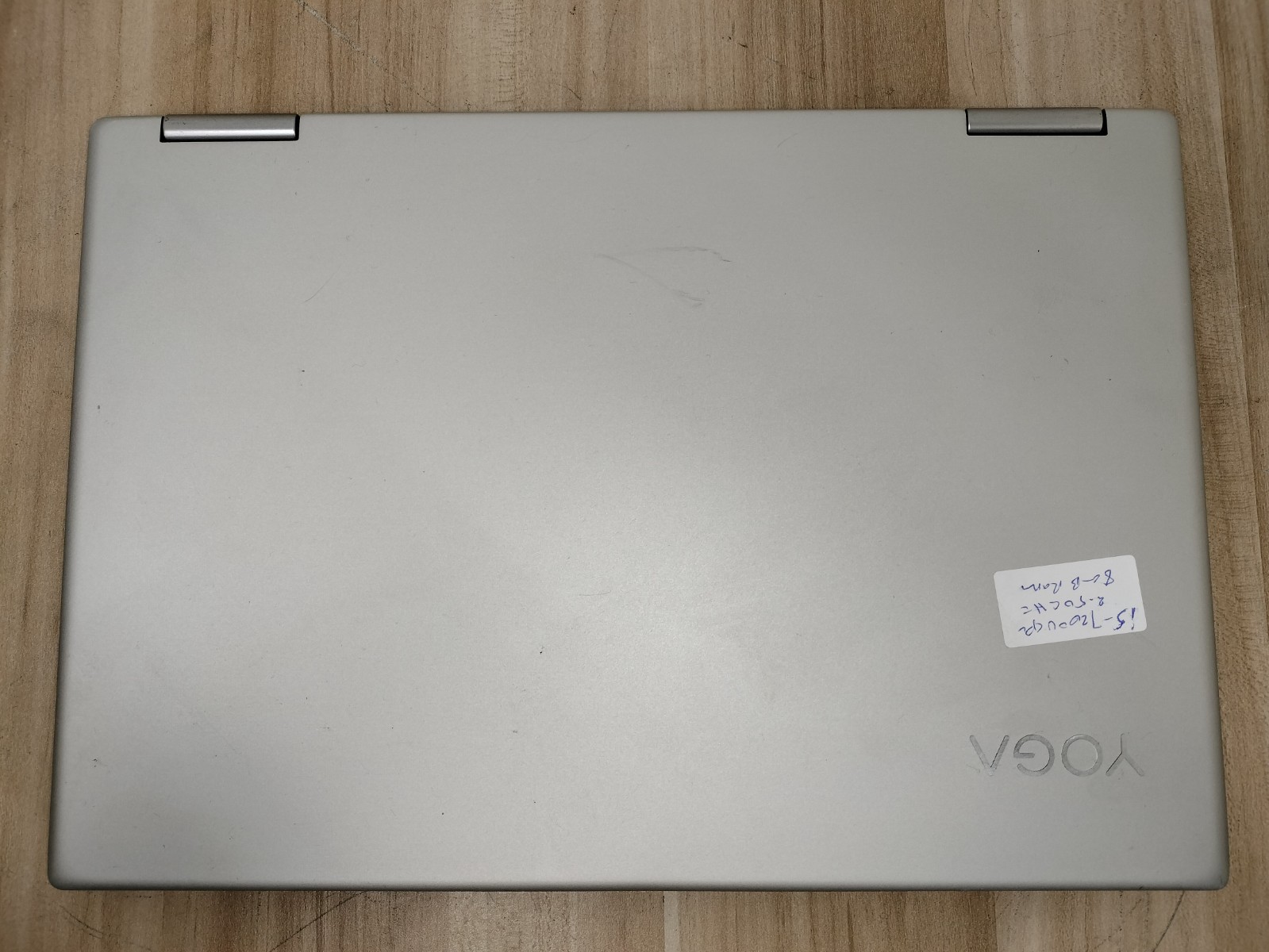 Lenovo Yoga 720-13IKB 13.3″ i5-7200U 2.5GHz 8GB RAM | NO SSD/HD/OS