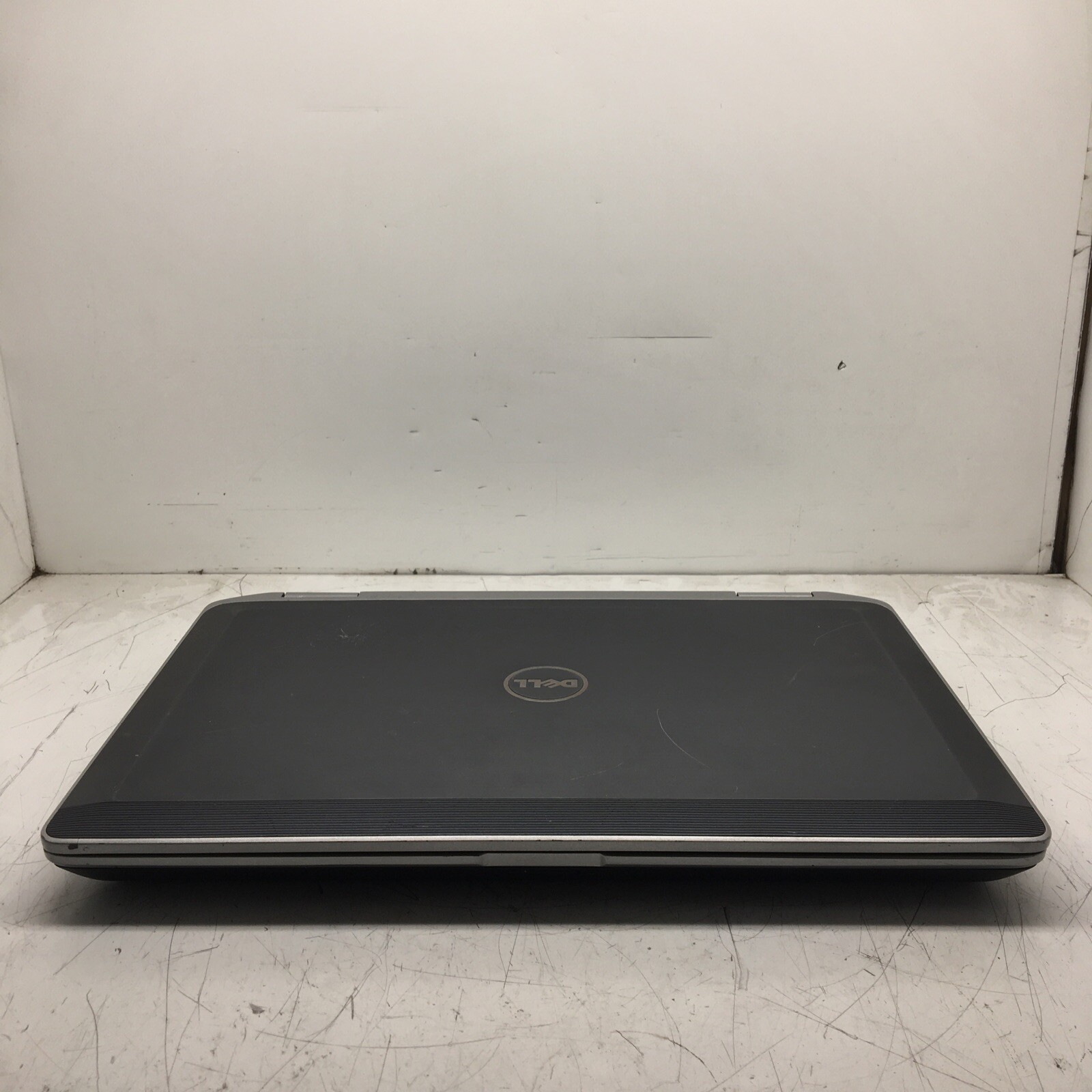 Dell Latitude E6320 Intel Core i7 2640M @ 2.80GHz 4GB No HDD Boot to BIOS