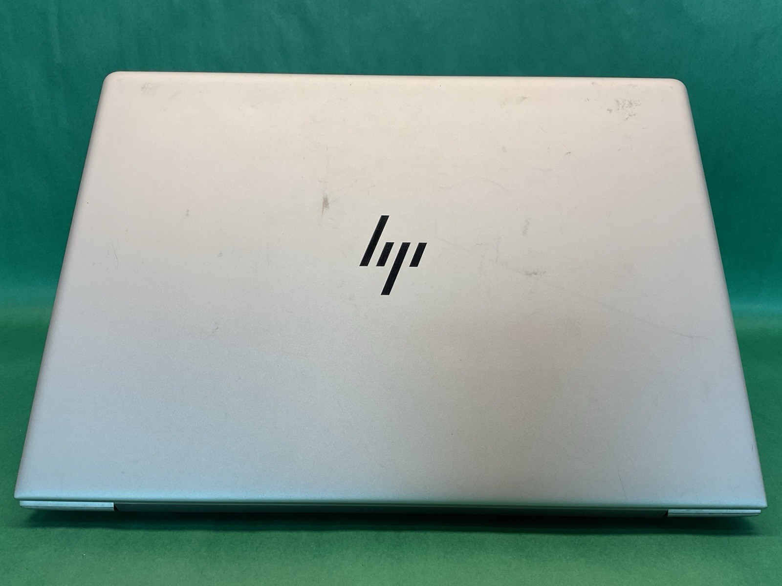 HP Elitebook 745 G5 AMD Ryzen 7 Pro 2700U – Powers On – NO HARD DRIVE- Untested