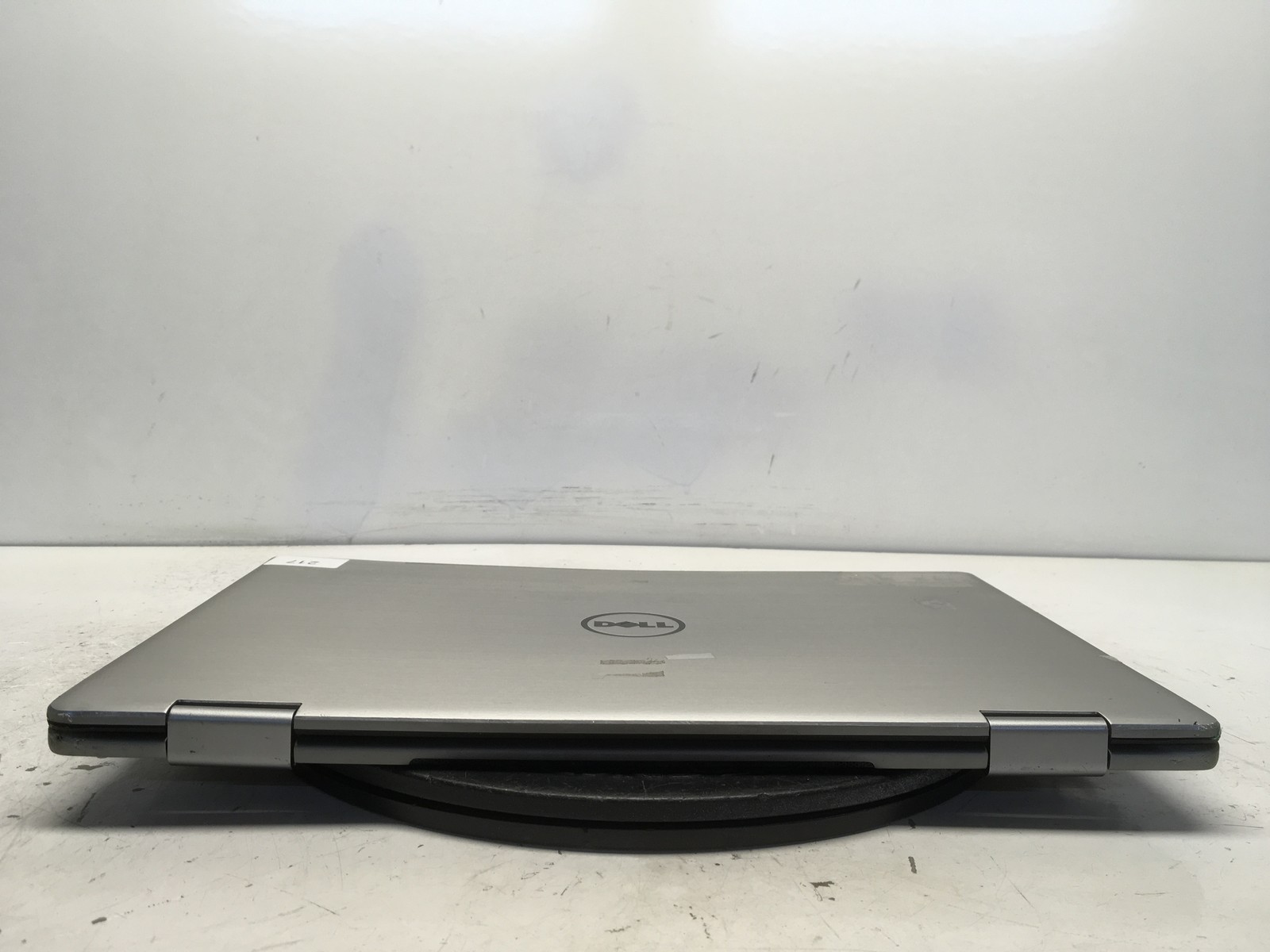 Dell Inspiron 15 7000 Series Intel i5 7th gen No RAM NO HDD No Batt