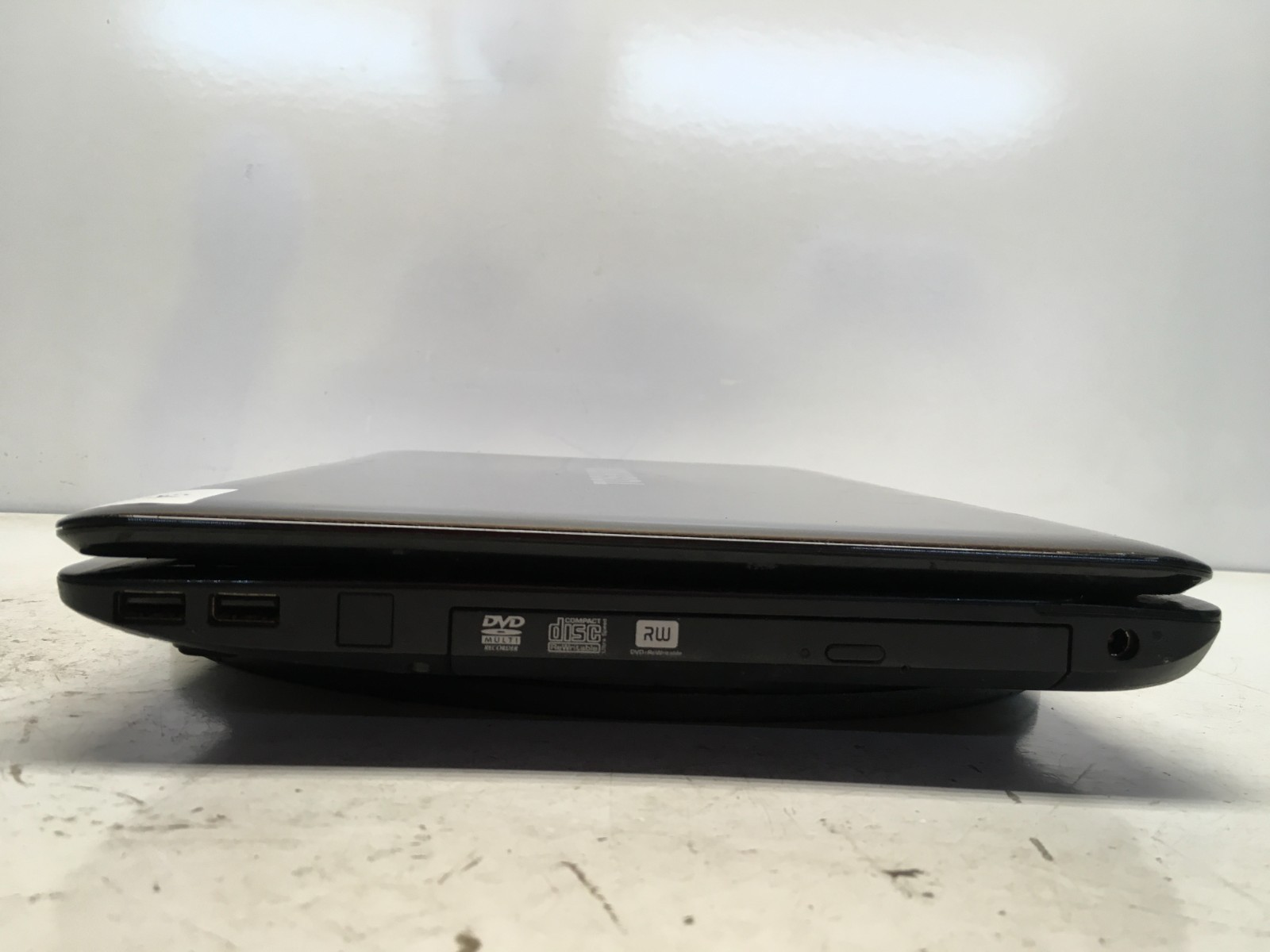 Toshiba Satellite L655-S5071 Intel i3-M350 2.27GHz 8 GB NO HDD