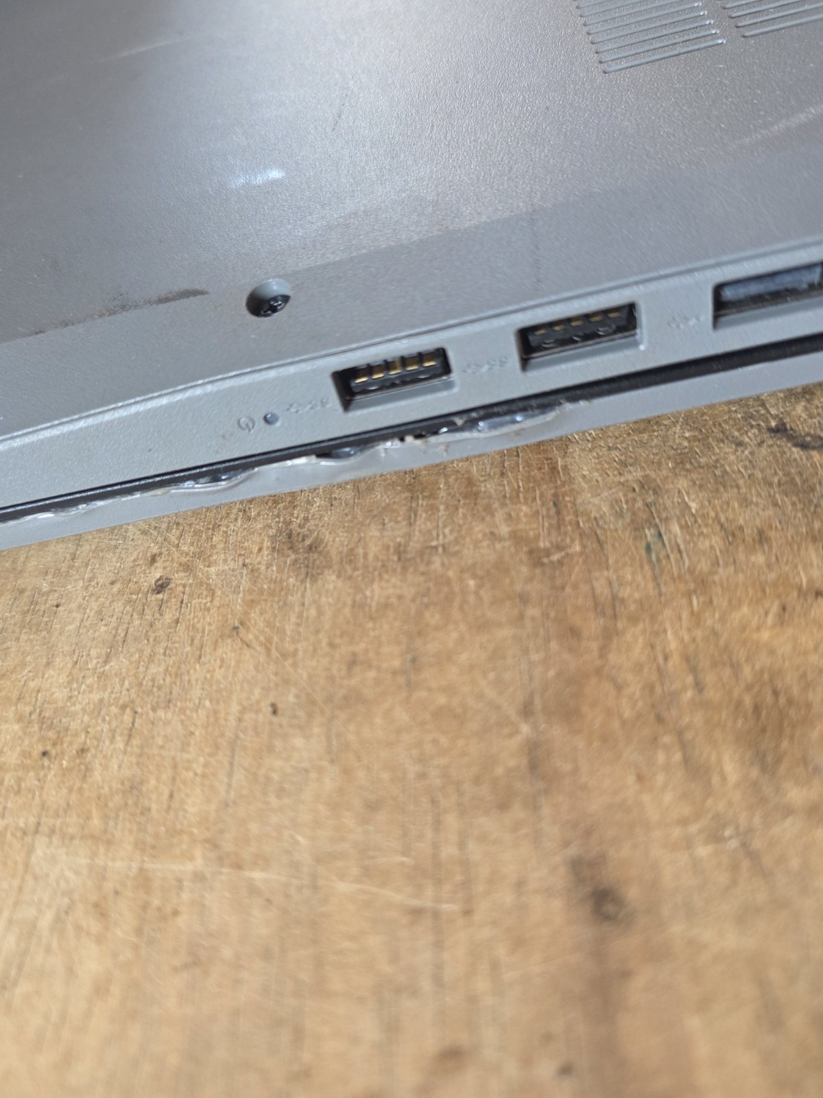 Lenovo ideaPad 3 15IIL05 Laptop i5-1035G1 1GHz 8GB RAM 256GB Lcd
