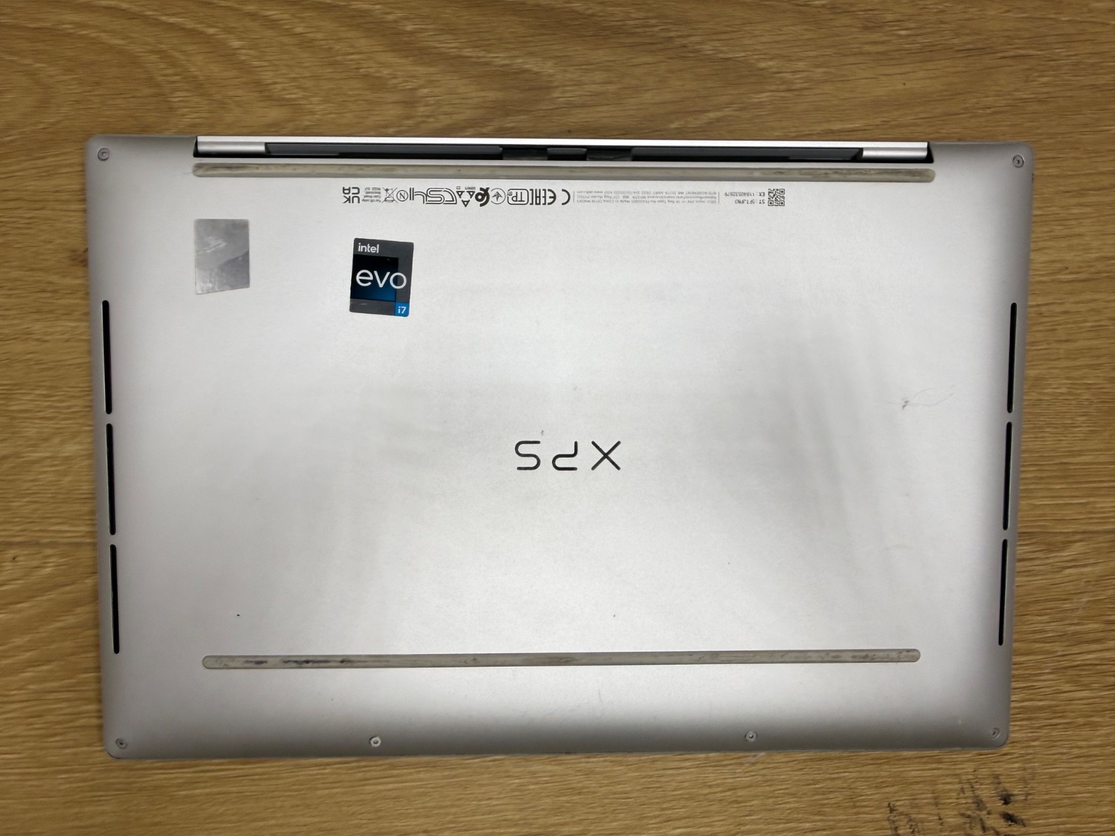 Dell XPS 9320 – Intel i7-1260P 16GB RAM 1TB SSD, 4K+ Touch Display, Windows 11 P