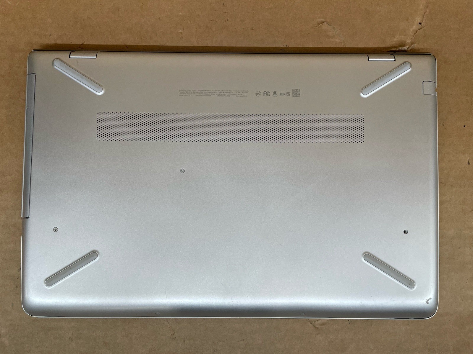 HP Pavilion 3168NGW, Intel Core i5-8250U @1.60GHz, 8GB RAM, 256GB SSD, W11, READ