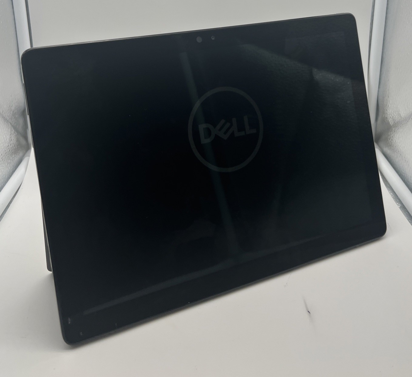 Dell Latitude 7210 Tablet Laptop – 1.8GHz i7-10610U 16GB 512GB GOOD CONDITION