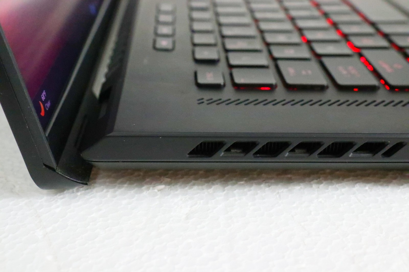ASUS ROG Zephyrus M16 i9-11900H RTX 3060 24GB RAM 1TB SSD 16″ W11