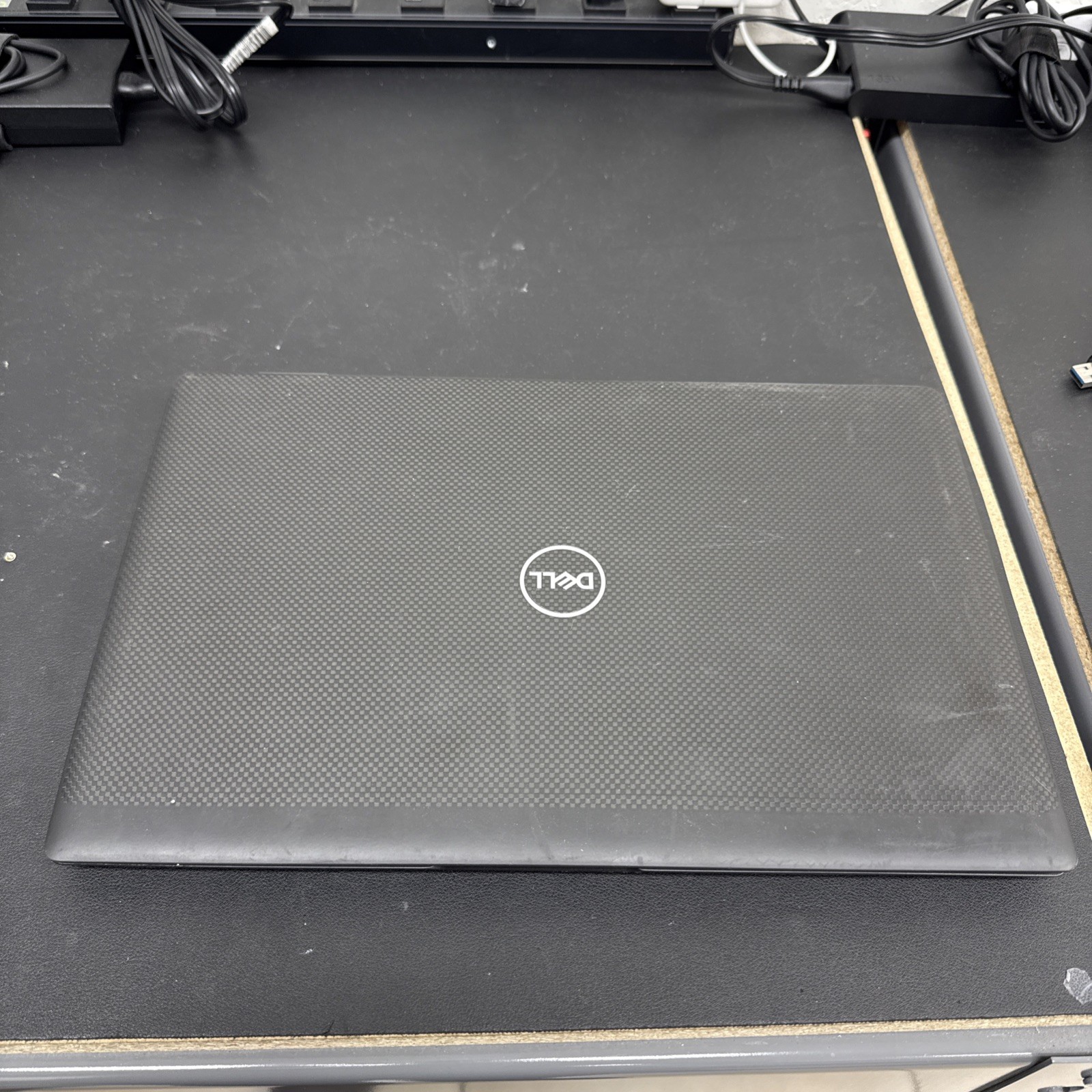 Dell Latitude 7520 – 15.6″ Laptop – i5-1135G7 16GB RAM NO SSD BOOTS TO BIOS