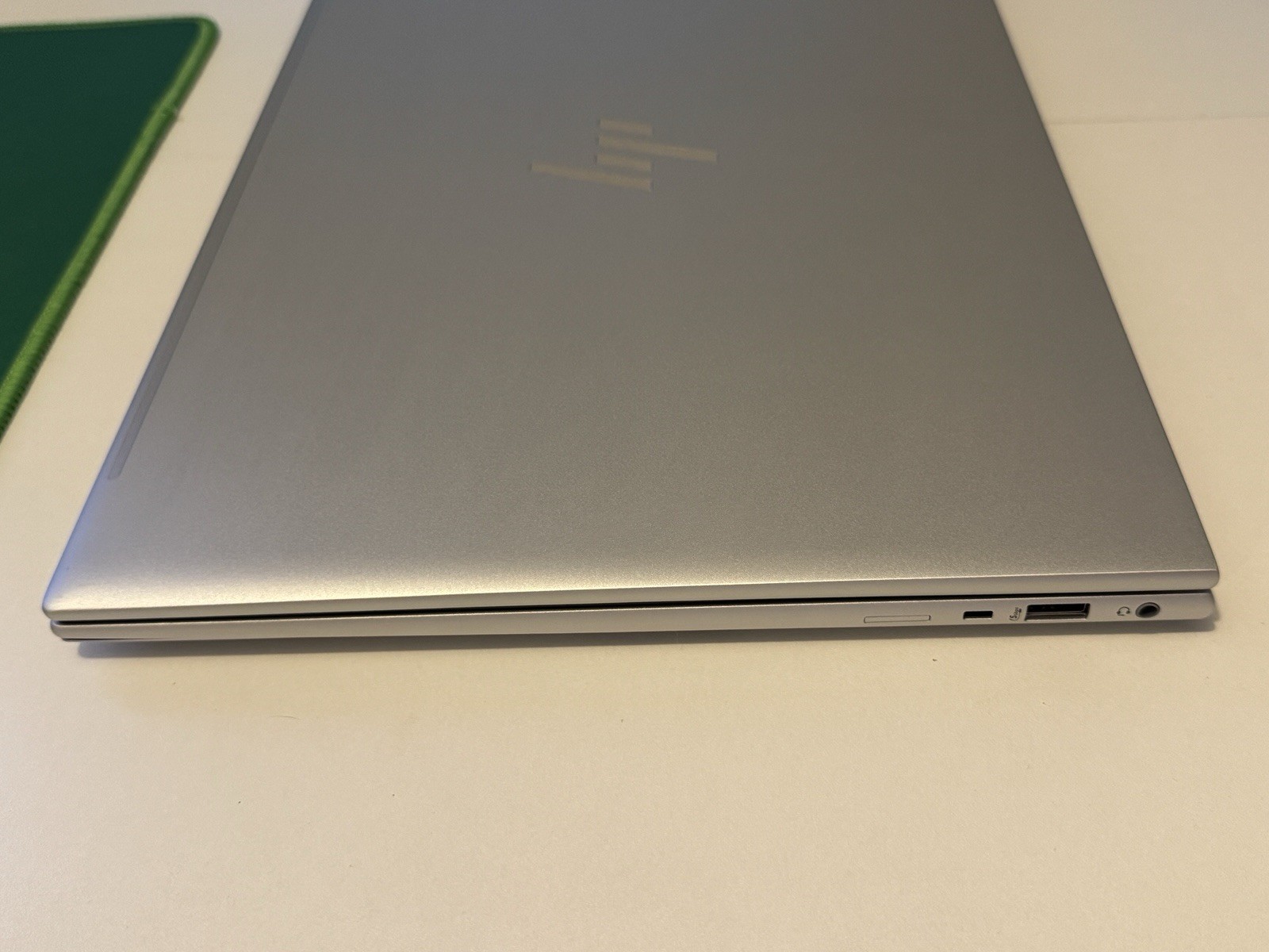 HP EliteBook 865 16 G11 Ryzen 7 Pro 16GB RAM 512G SSD Radeon Nice