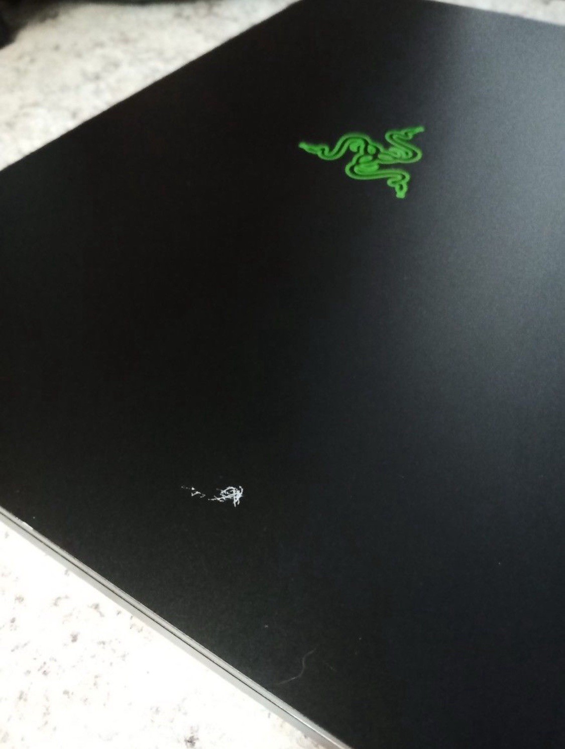Razer Blade 15 2018 Base Intel i7-8750H CPU, NVIDIA GeForce GTX 1060 with Max-Q