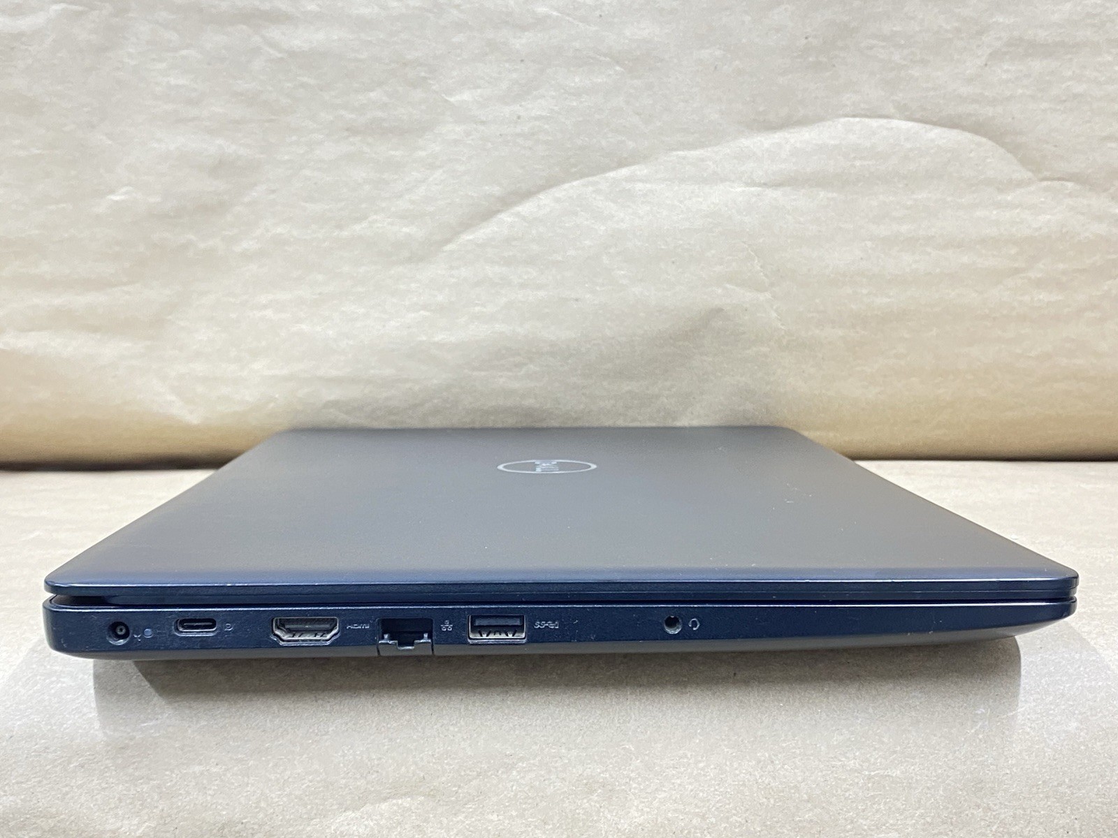 Dell Latitude 3490 – 14″ FHD – i5-8250U – 4GB – 128GB SSD – Win 11 Pro BIOS LOCK