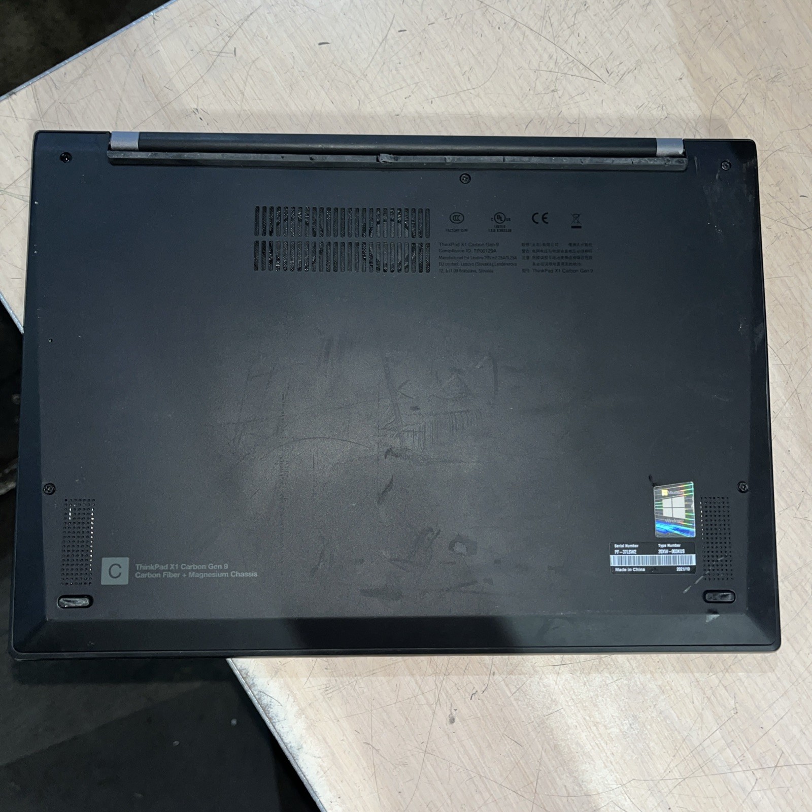LENOVO THINKPAD X1 CARBON GEN 9 INTEL CORE I7-1185G7 3.00GHZ 16GB RAM NO HD