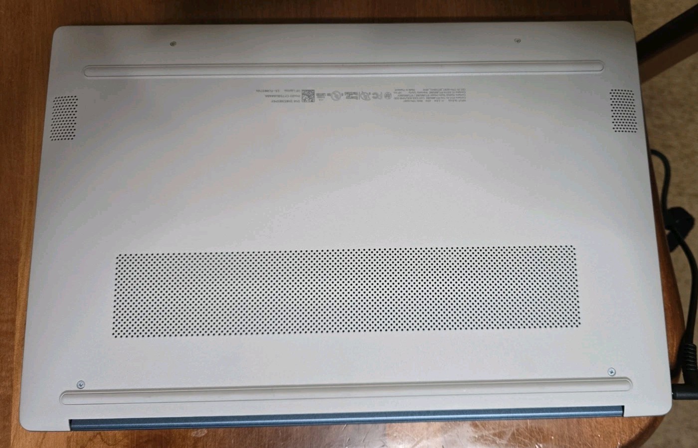HP 15-FC0037DS 15.6″ Laptop AMD 7120U 4GB 128GB SSD Win11Home Fingerprint Reader