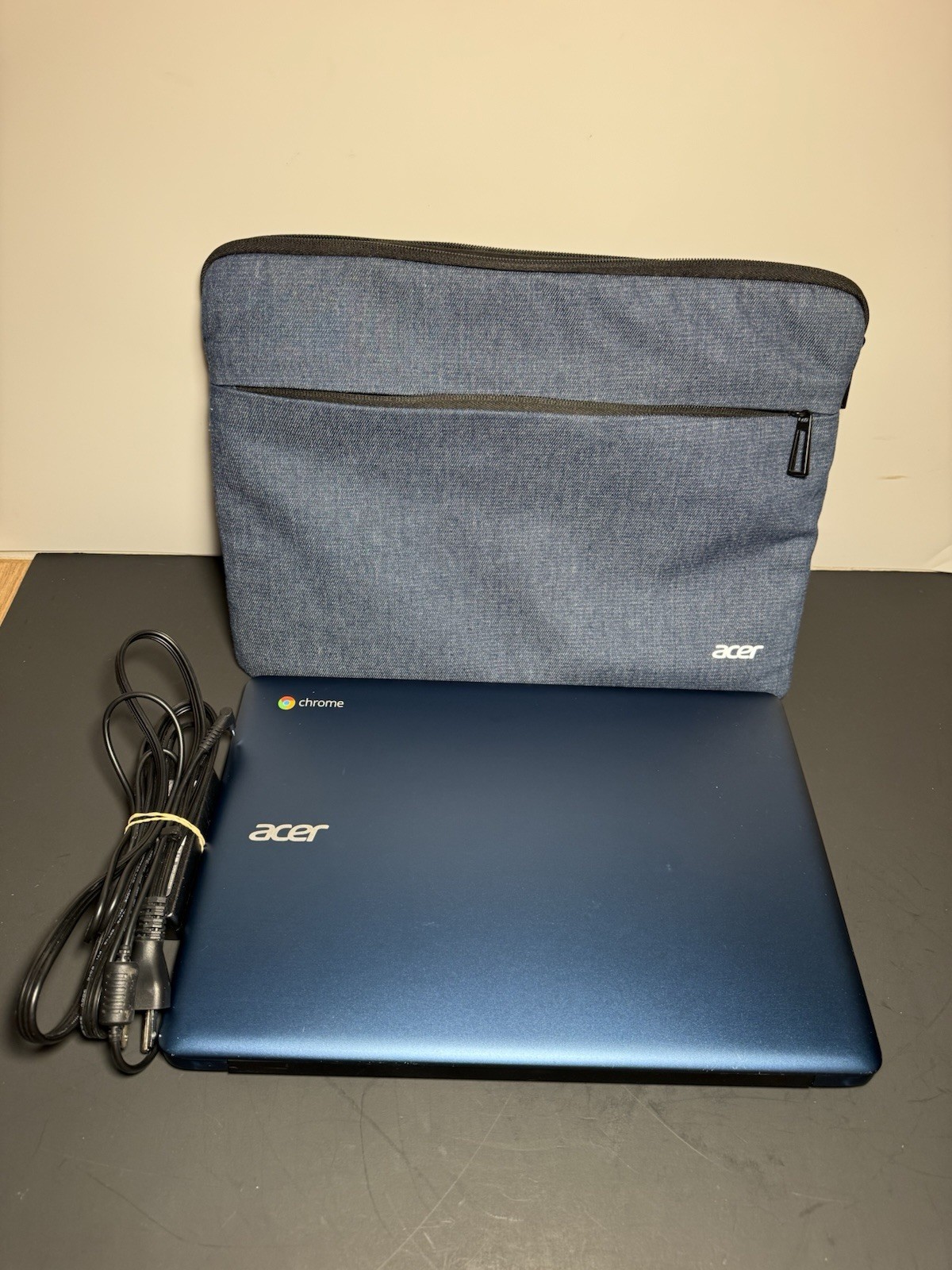 Acer Chromebook 14 CB3-431 Laptop 4 GB RAM 32 GB eMMC Blue W/ Case TESTED RESET
