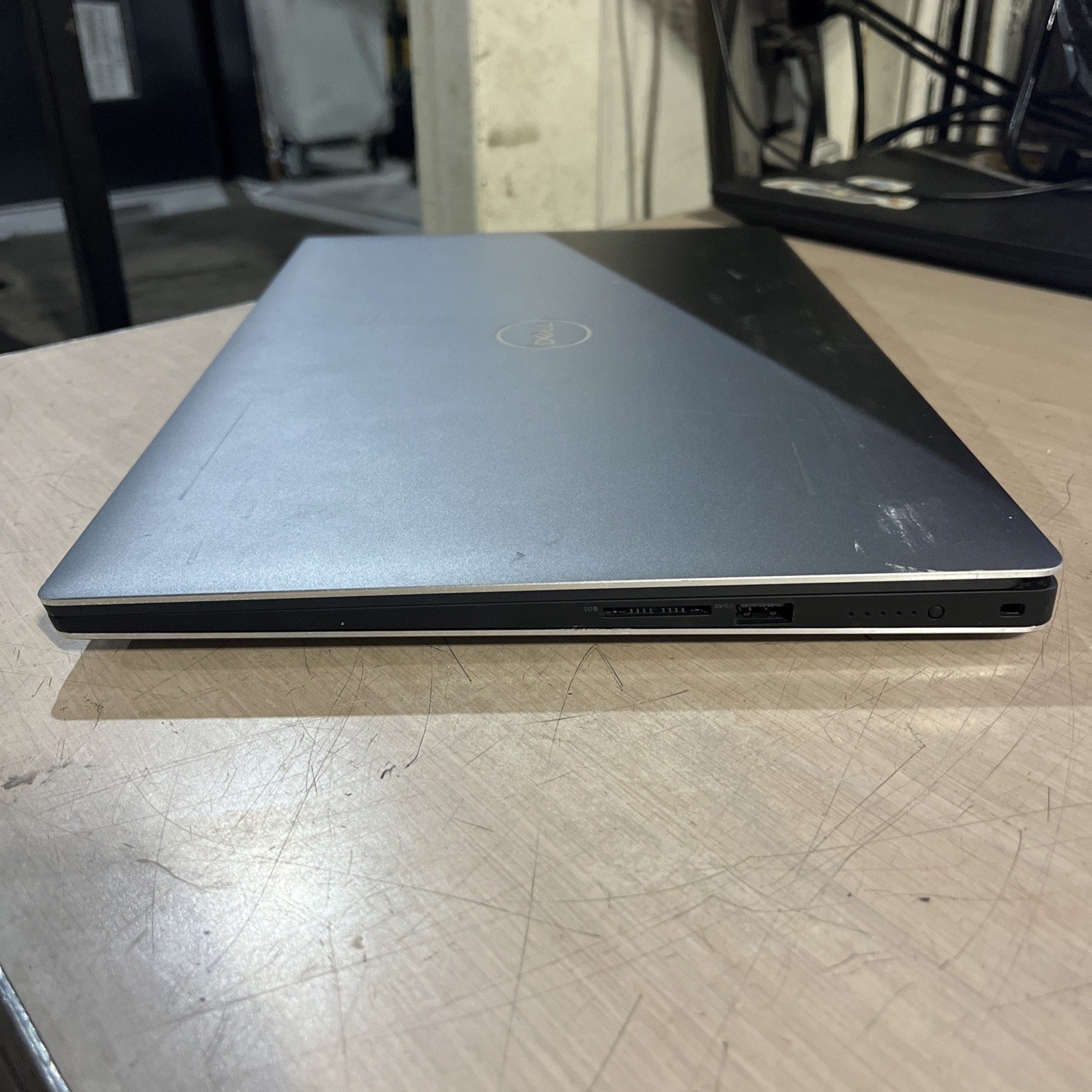 DELL PRECISION 5540 INTEL CORE I9-9880H 2.30GHZ 16GB RAM NO HD