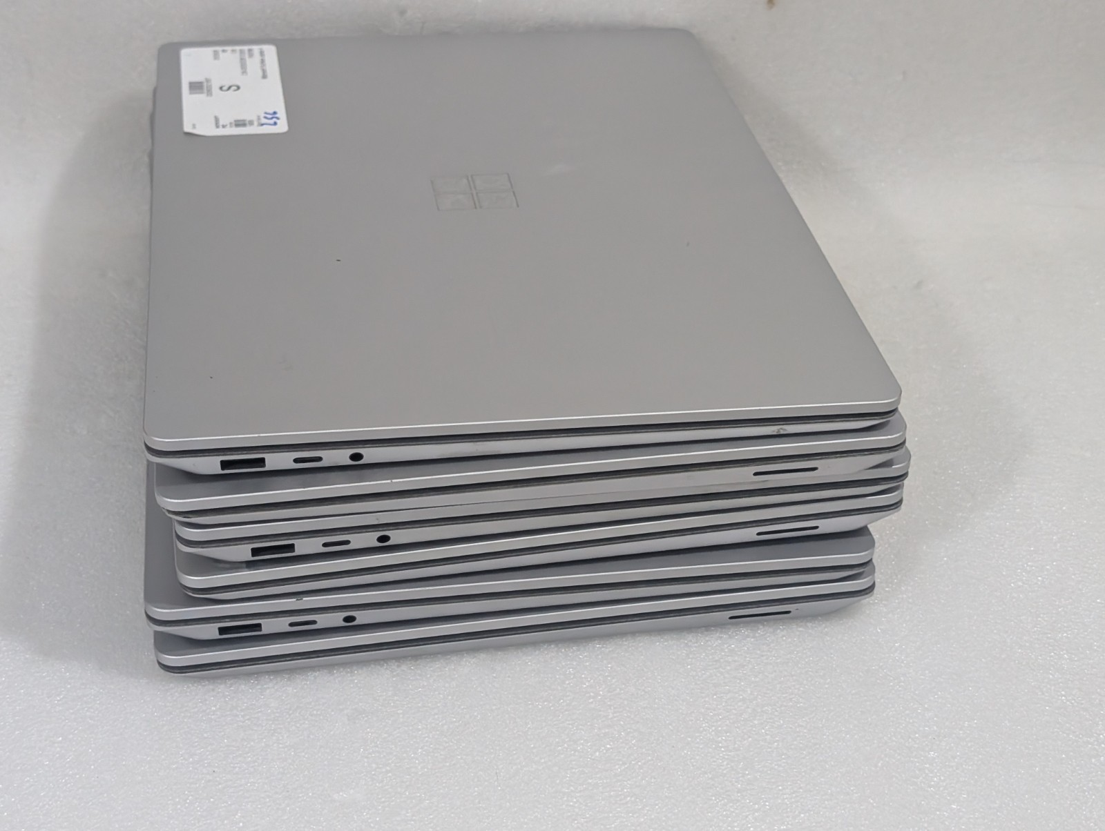 Lot 32x Microsoft Surface Laptop 3 4 Go 1943 1958 1951 Pro 7 1960
