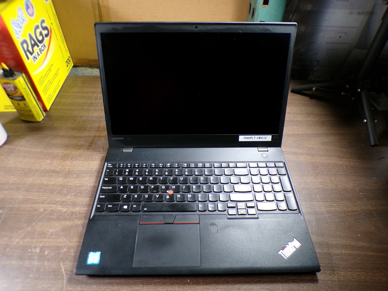 THINKPAD LENOVO T570 INTEL CORE i5-6300U 2.40GHZ 4GB RAM **NO HD/ NO CADDIE