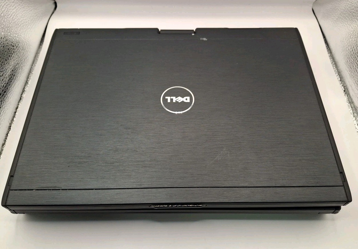 Dell Latitude XT Laptop Core 2 Duo 1.30GHz/3GB RAM/93GB HD/DVD/Windows Vista