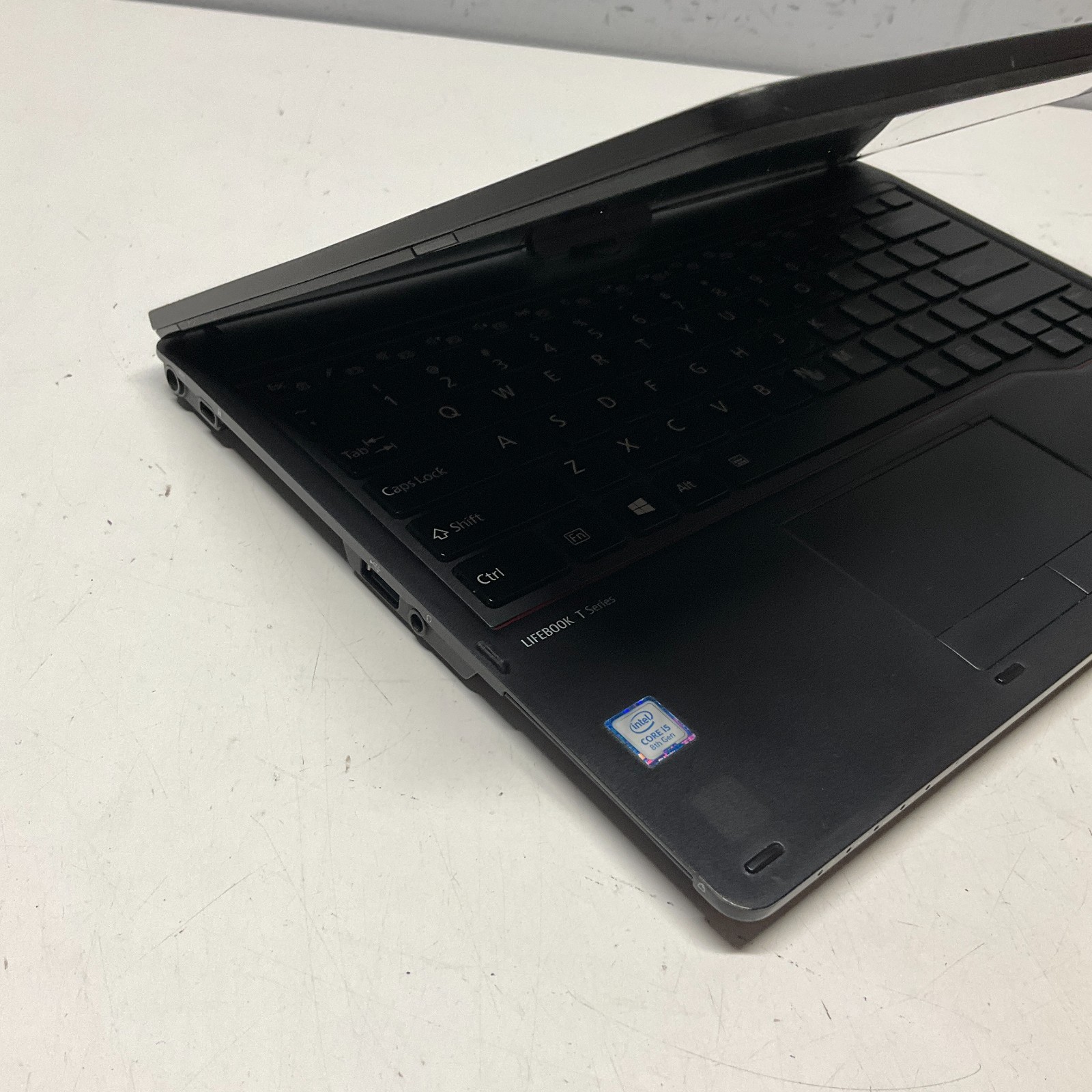 Fujitsu Lifebook T939 Laptop Intel Core i5-8265U @ 1.60 GHz 8GB 256GB SSD NO BAT