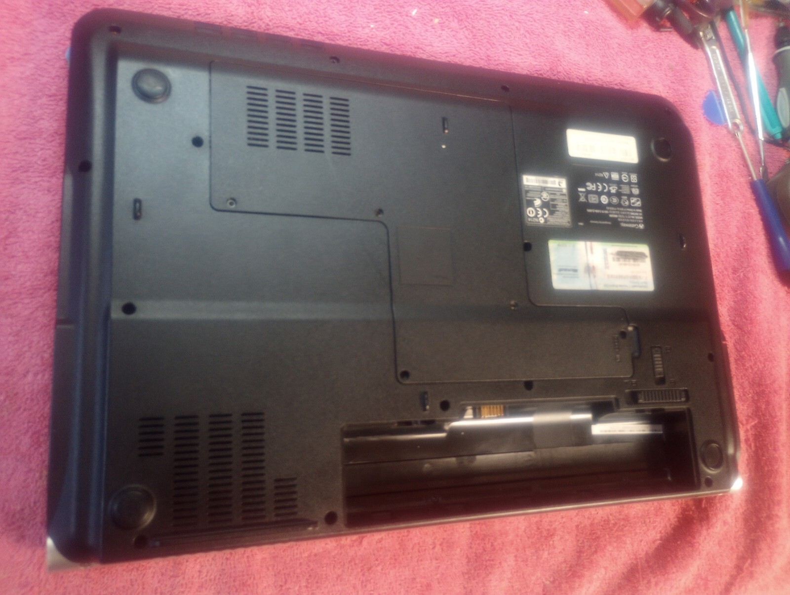 gateway laptop NV53 MS2285 non-working for parts – used