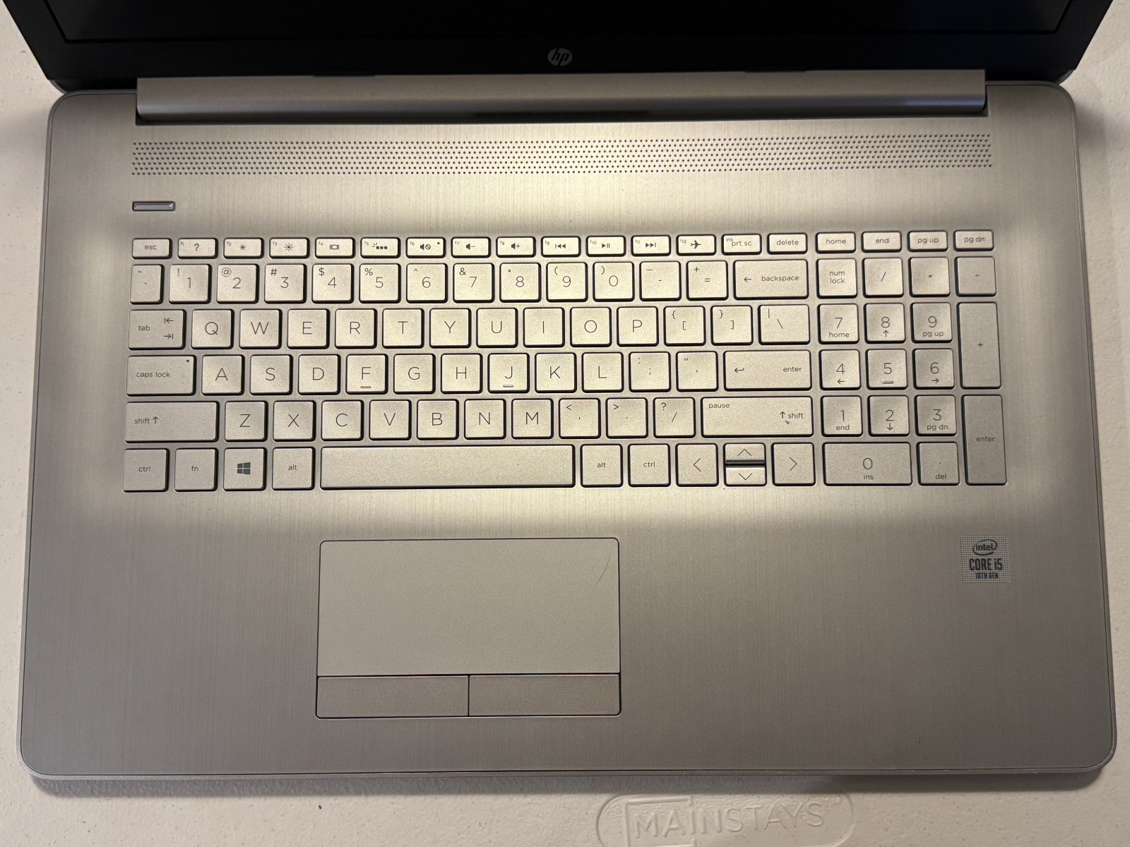 HP Laptop 17-by3053cl – Intel Core i5-1035G1 – 12GB RAM – 1TB HDD