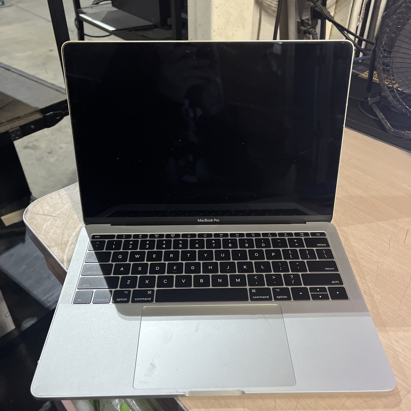 APPLE MACBOOK PRO 13″ MID-2017 CORE I5-7360U 2.3GHZ 128SSD