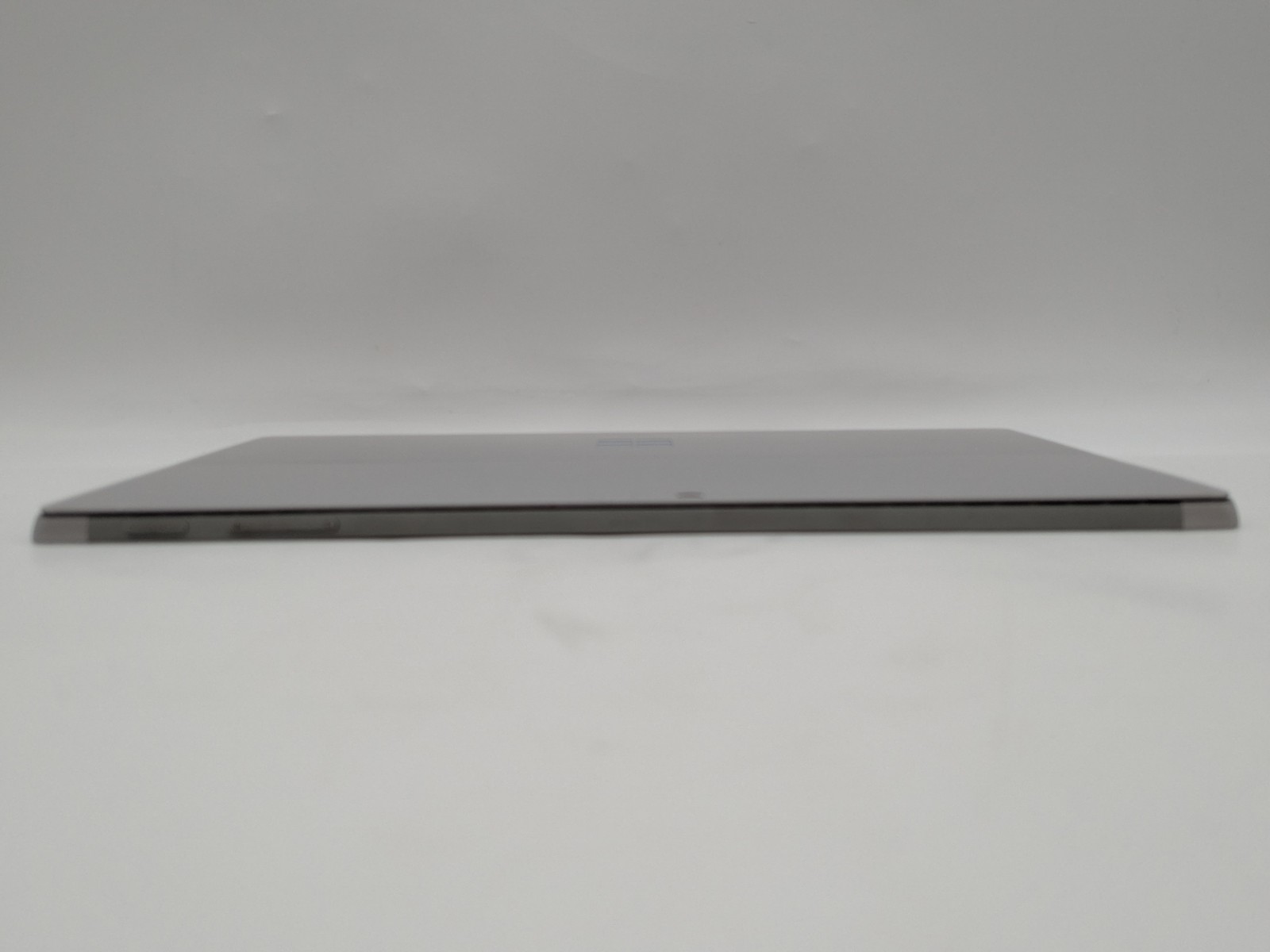 Microsoft Surface Pro 6 2-in-1 12″ 2736 x 1824 I5-8350U 128GB SSD 8GB *READ*