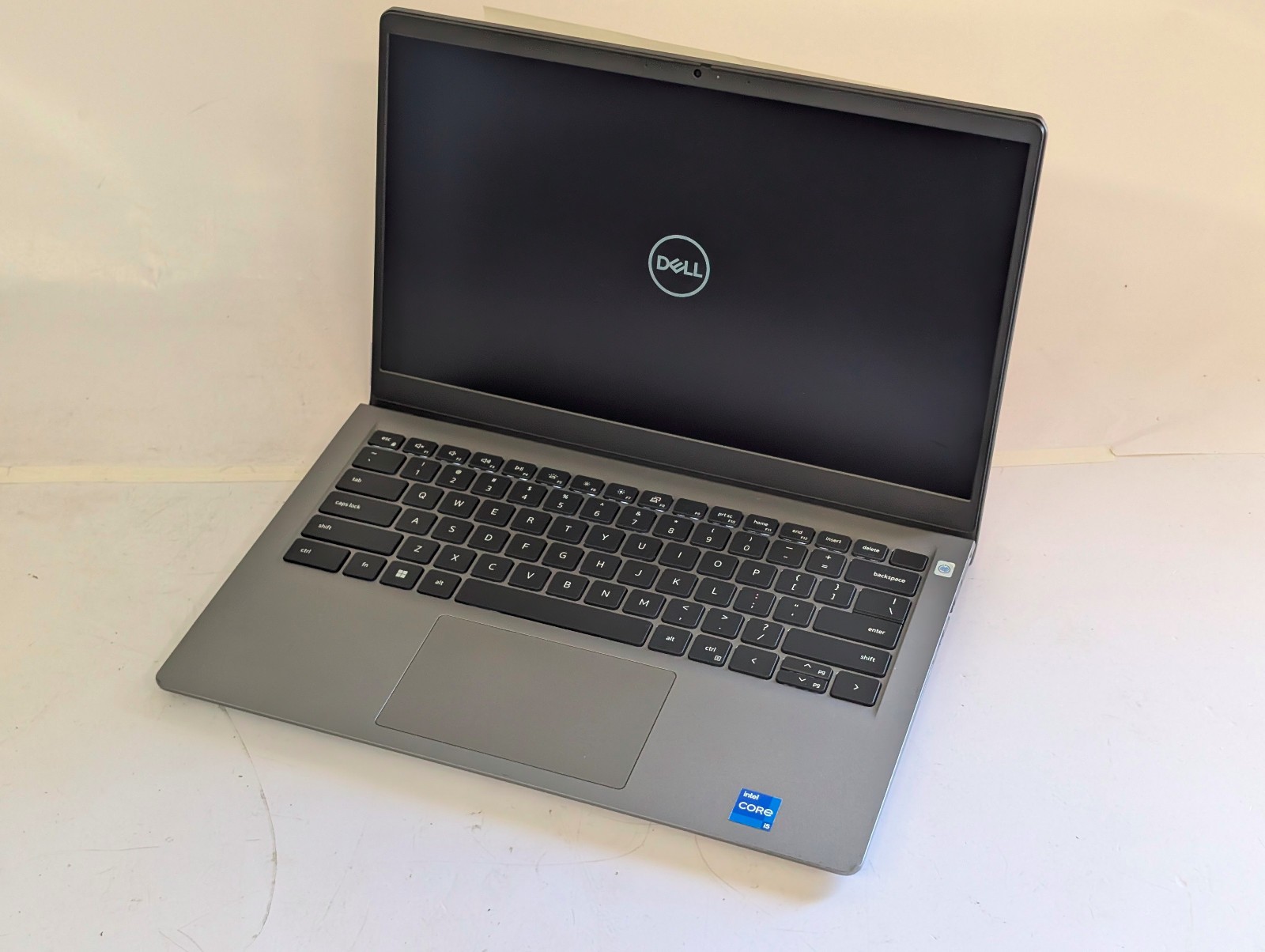 Dell Vostro 3430 Laptop; i7 1355U 1.7GHZ; 14″ FHD; 16GB RAM; 256 NVMe; *BAD HDMI