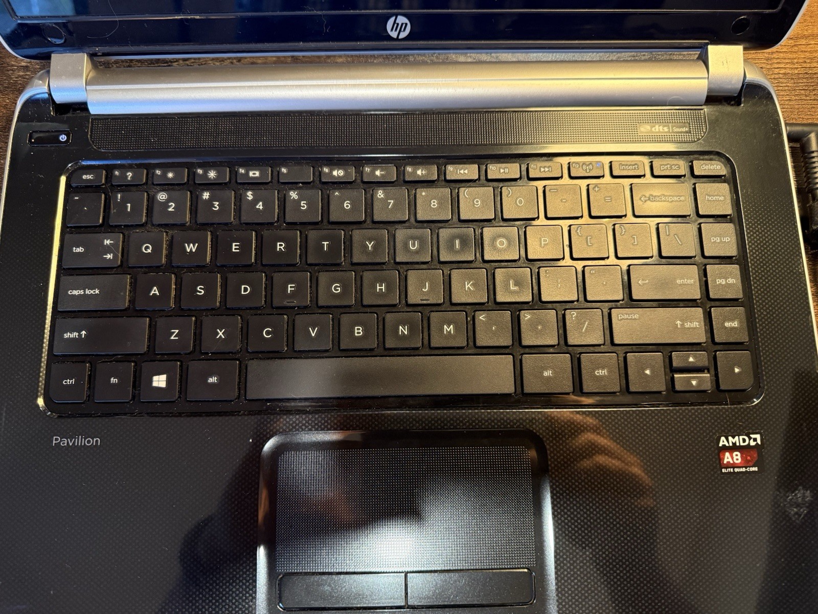HP Pavilion 14 in AMD A8 Elite Quad-Core Laptop Windows 10 Silver Used