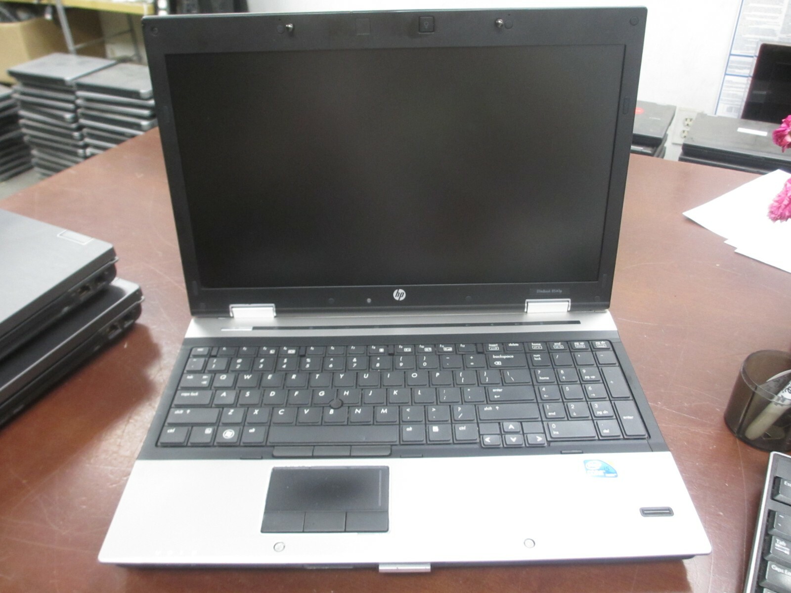 HP ELITEBOOK 8540P i5 M560 2.67GHz 8GB 160GB Laptop w/ AC[NO WEBCAM/OS]*Screen