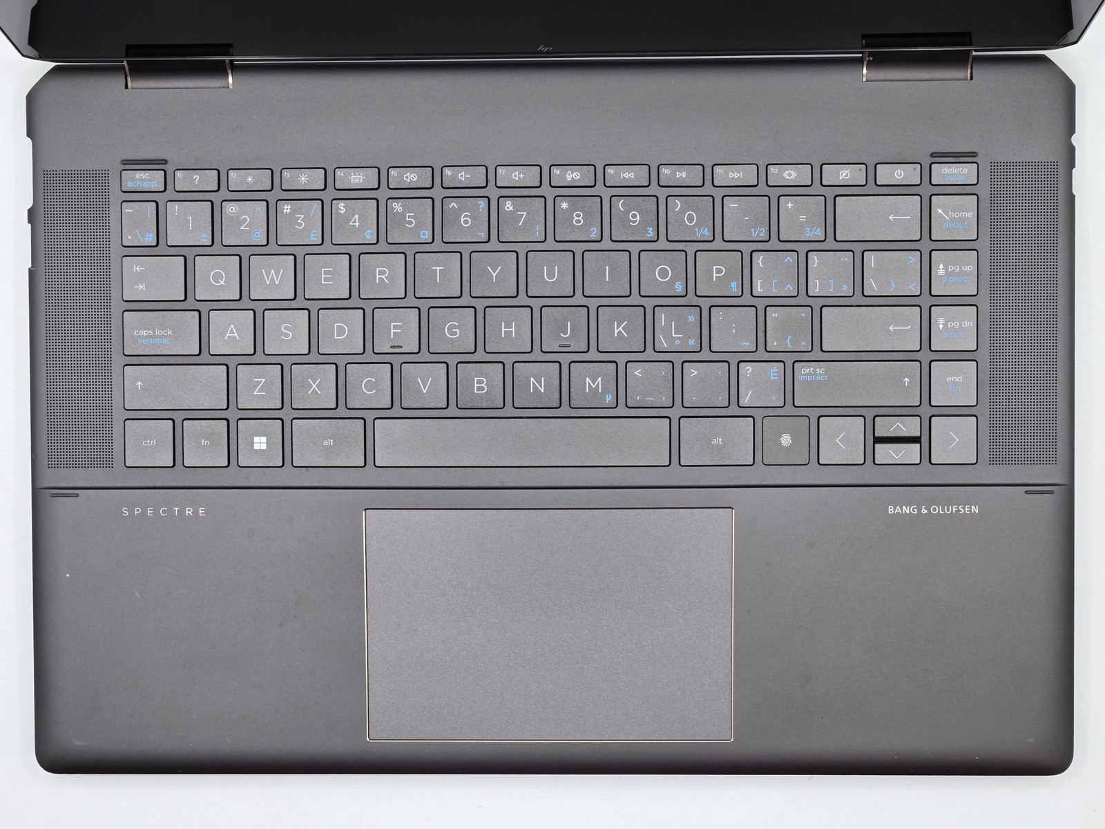HP Spectre x360 2-in-1 16″ Touch I7-1260P 2TB 16GB W11 Webcam Backlit FP Reader