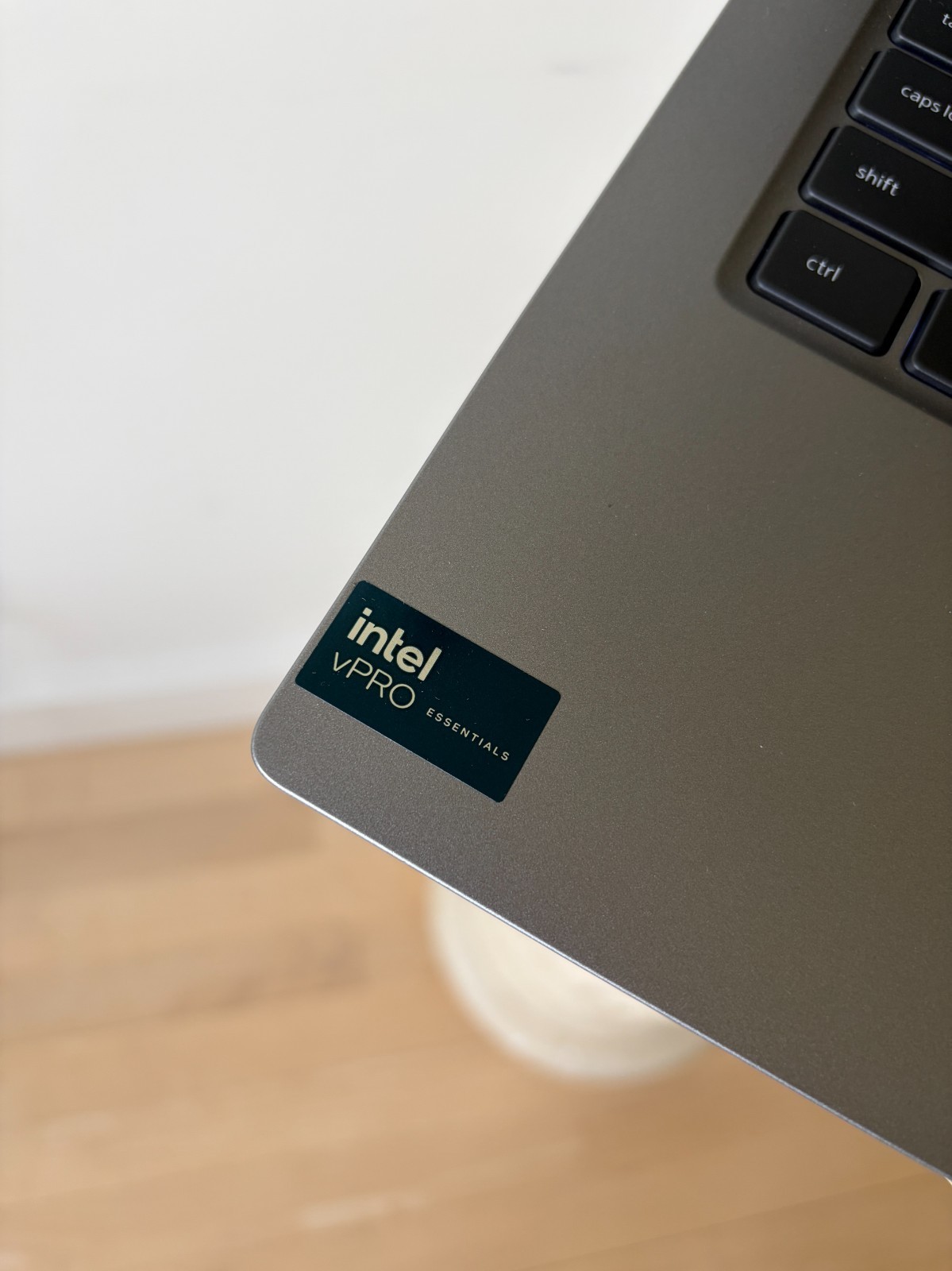 Grey Dell Precision 3490 18DBWH3 Intel Ultra 7 155H 114″, FHD 1920×1080 512GB