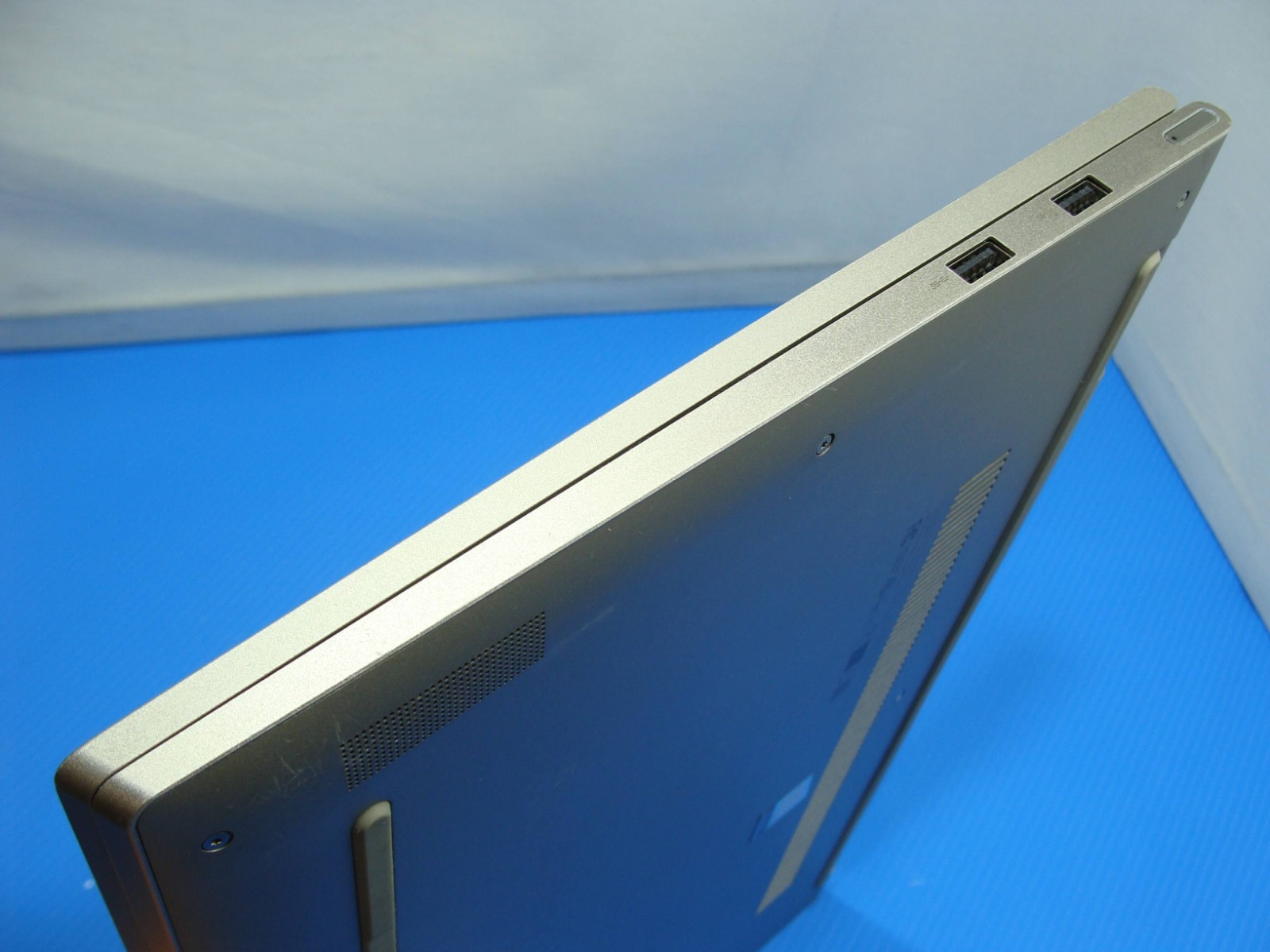 Lenovo Yoga C740-15IML 15.6″ FHD Touch core i7-10510U 1.8GHz 12GB 512GB + PA