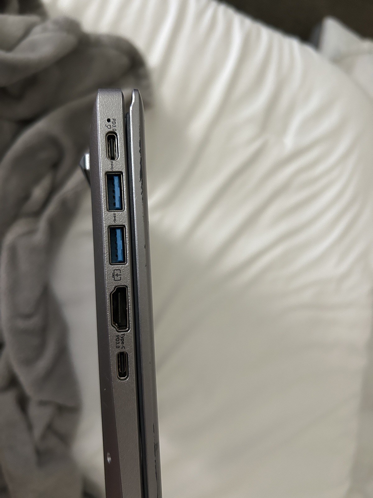 Acer Aspire 3 A315-24P-R7VH Slim Laptop