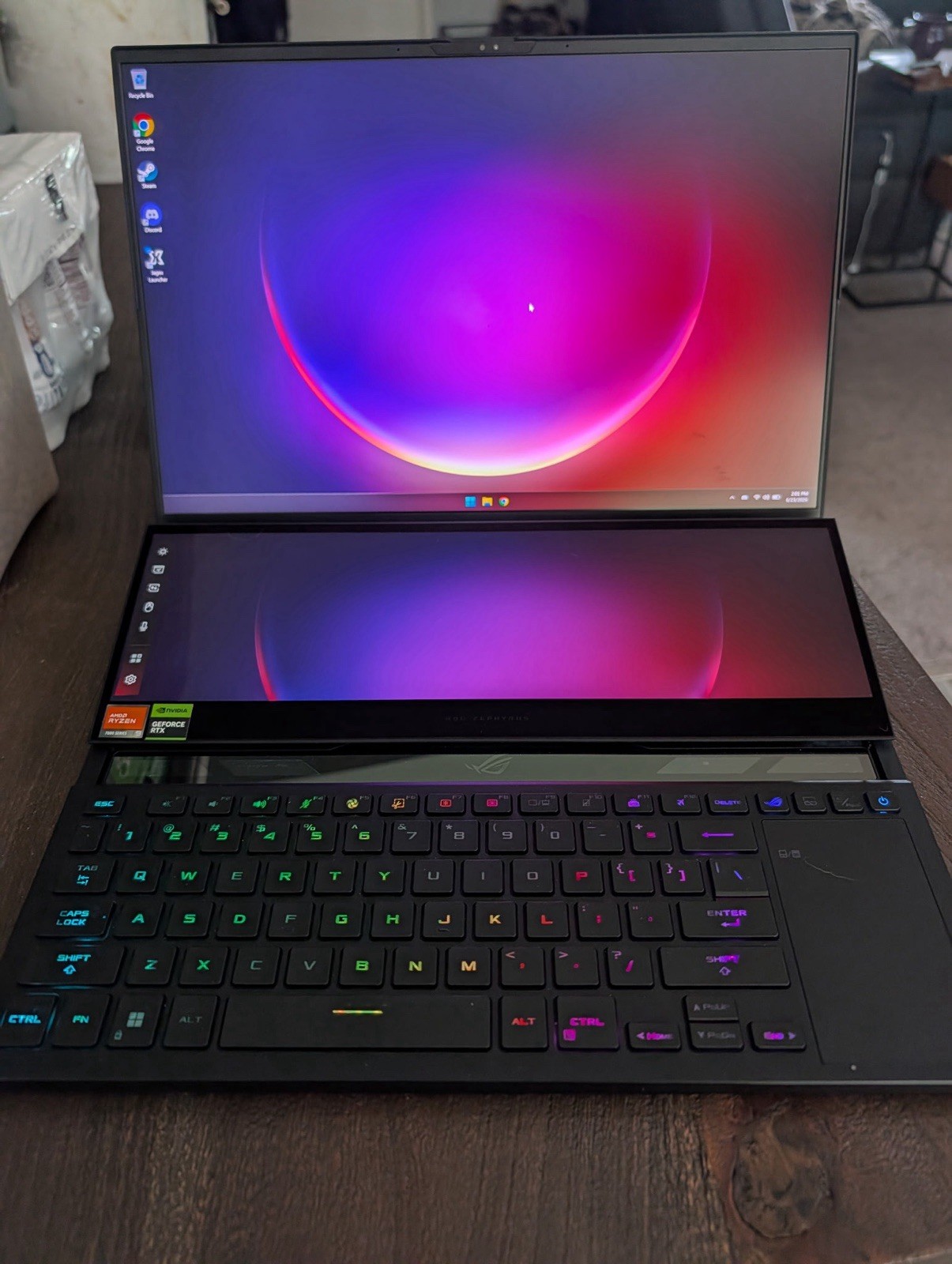 ASUS ROG Zephyrus Duo 16″ QHD+ AMD Ryzen 9 7945HX 32GB RAM 2TB SSD RTX 4090 W11H