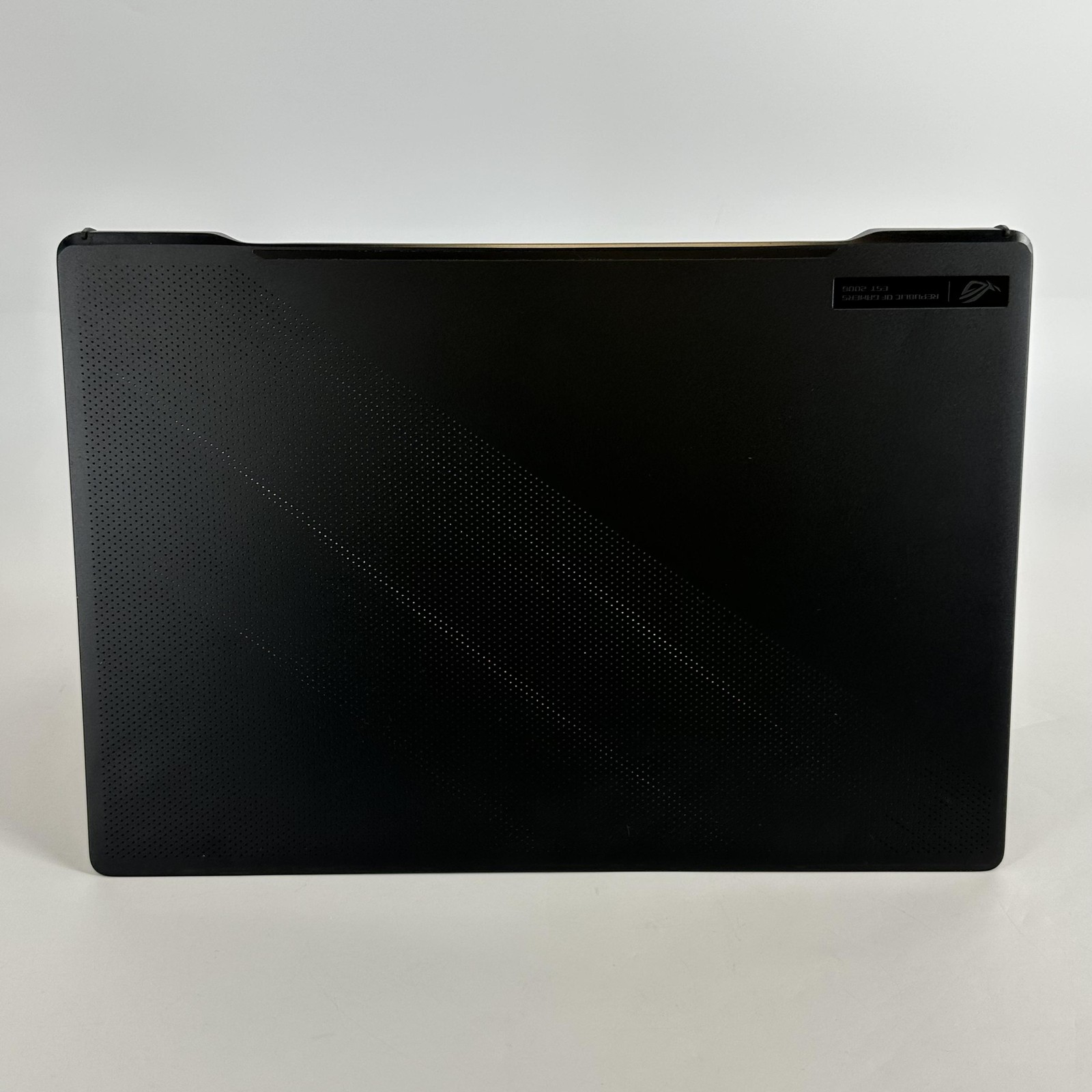 Asus ROG Zephyrus M16 GU603 165Hz QHD+ i9-11900H 16GB 1TB RTX 3060 Pink Hue
