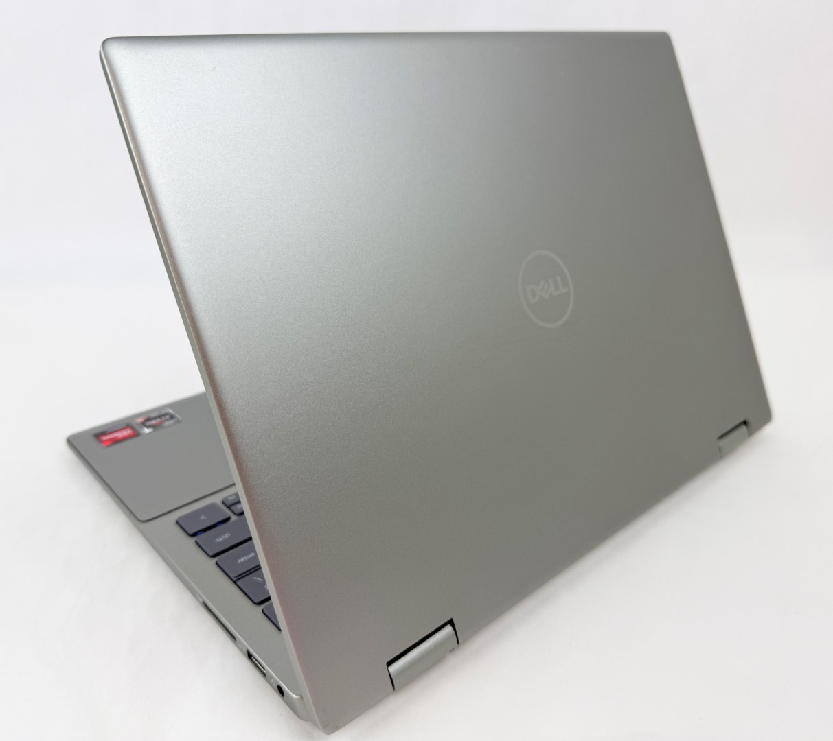 Dell Inspiron 14 Plus 7425 14″ FHD Touch Ryzen 5 5625U 8GB 512GB SSD W11H 2-in-1