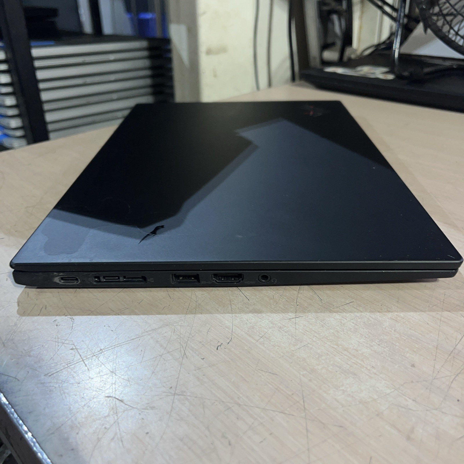 LENOVO THINKPAD X1 CARBON GEN 8 INTEL CORE I7-10610U 1.80GHZ 16GB RAM NO HD