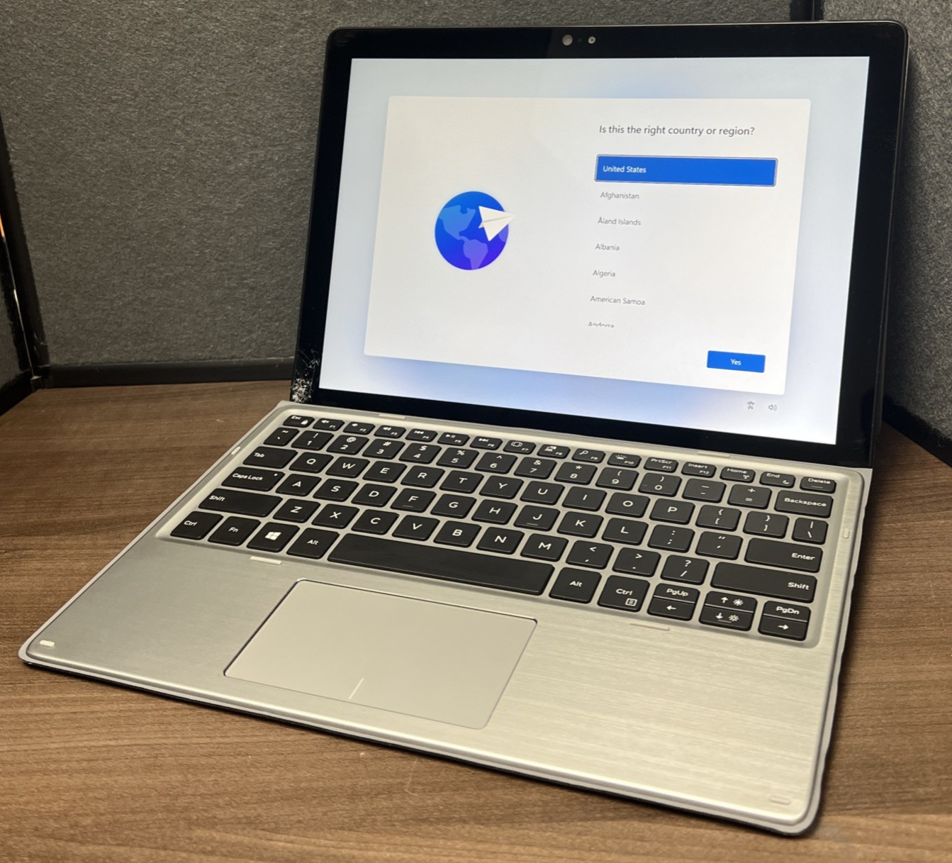 Dell Latitude 7200 2-in-1 i7-8665U 16GB RAM 512GB SSD *See Description
